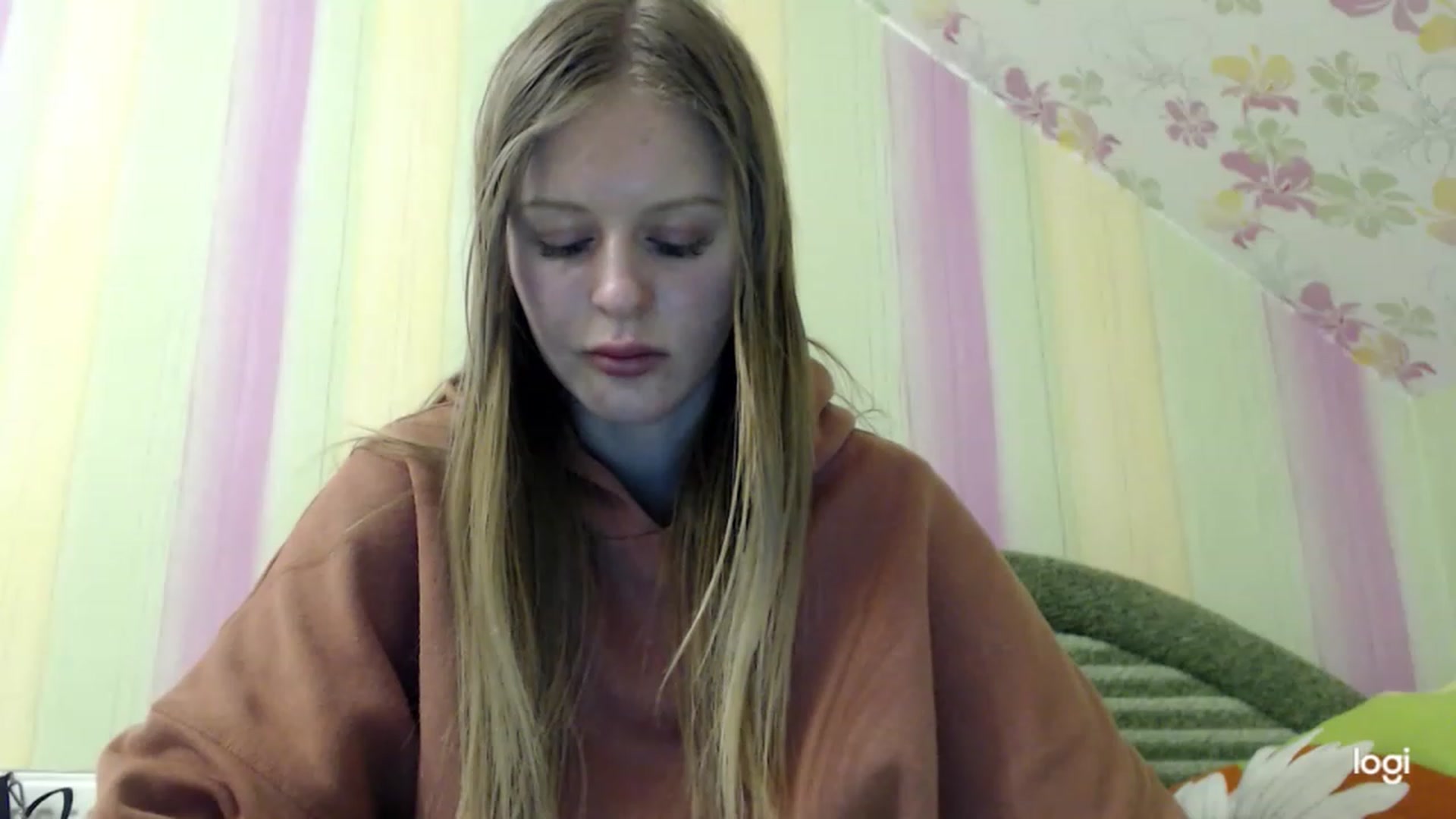 Gallery image thumbnail from MonicaBlondie's myfreecams stream on, 03/20/2023, 21:25 image 1 of 20