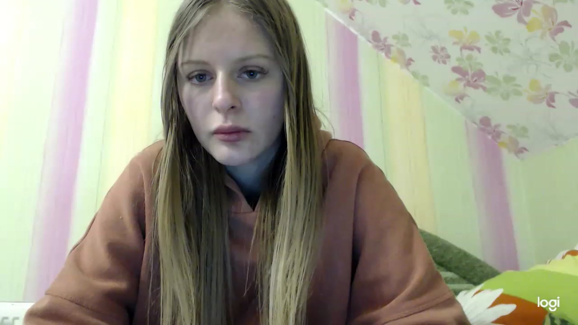 Gallery image thumbnail from MonicaBlondie's myfreecams stream on, 03/20/2023, 21:25 image 6 of 20