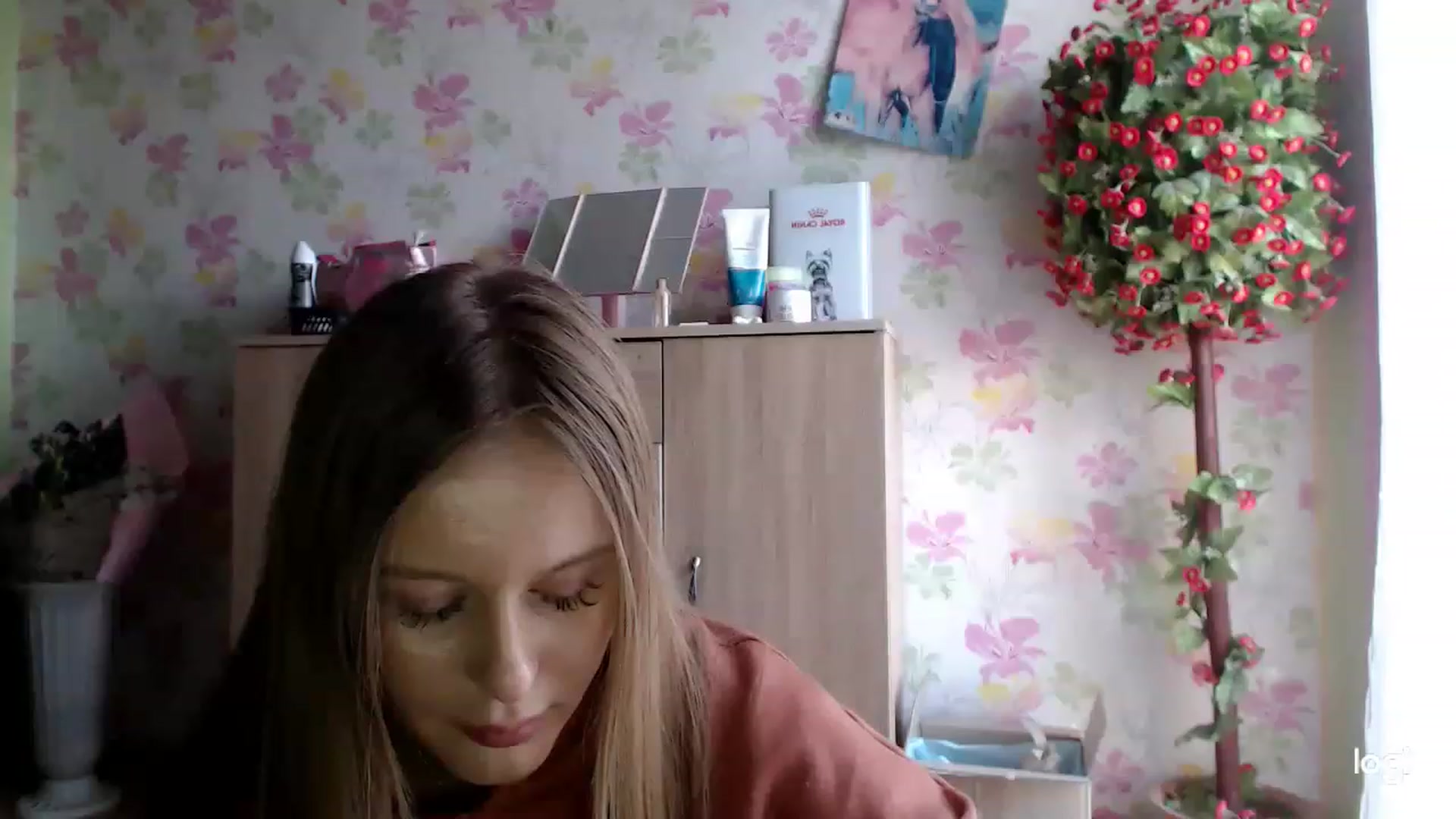 Gallery image thumbnail from MonicaBlondie's myfreecams stream on, 03/23/2023, 15:54 image 17 of 20