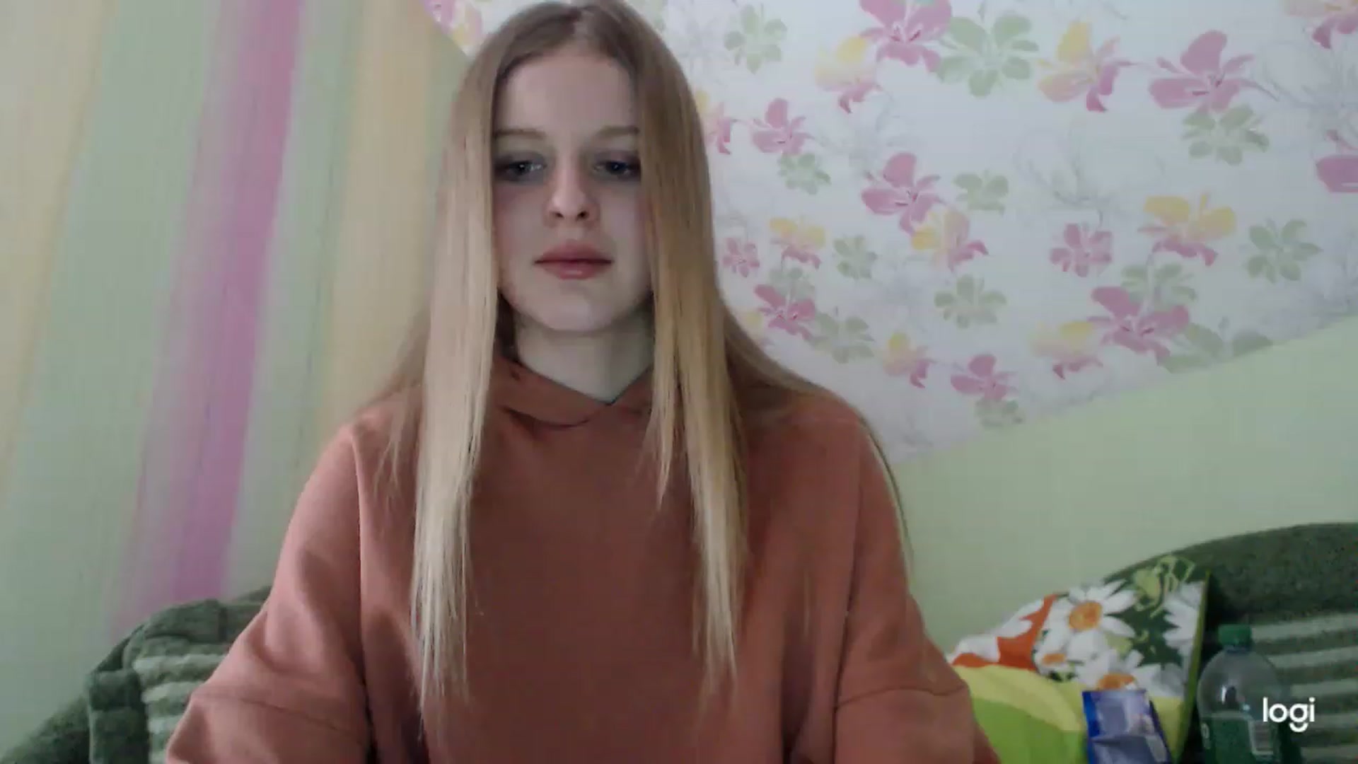 Gallery image thumbnail from MonicaBlondie's myfreecams stream on, 03/26/2023, 13:08 image 5 of 20