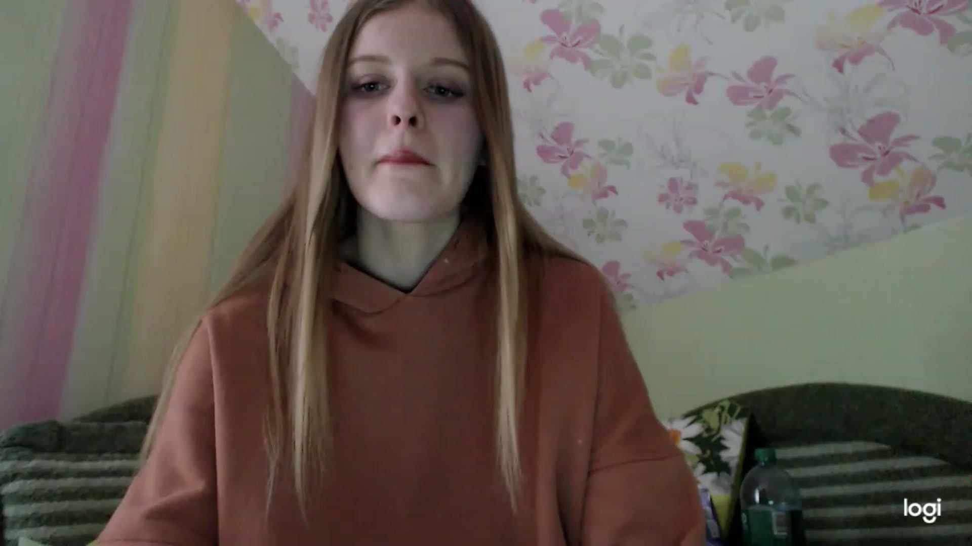 Gallery image thumbnail from MonicaBlondie's myfreecams stream on, 03/26/2023, 14:10 image 2 of 20