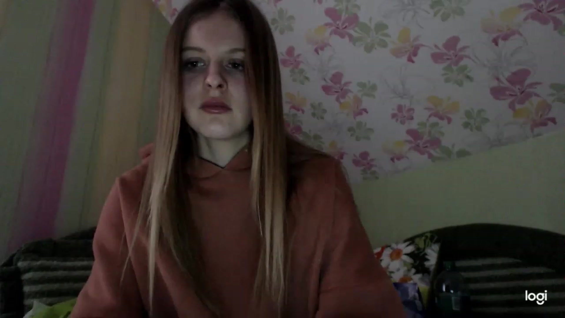Gallery image thumbnail from MonicaBlondie's myfreecams stream on, 03/26/2023, 14:10 image 16 of 20