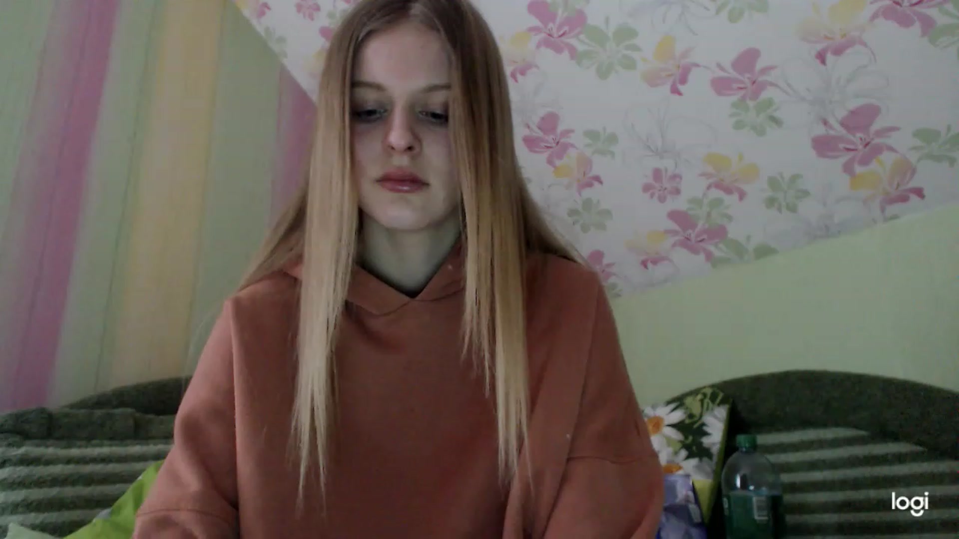 Gallery image thumbnail from MonicaBlondie's myfreecams stream on, 03/26/2023, 14:10 image 1 of 20