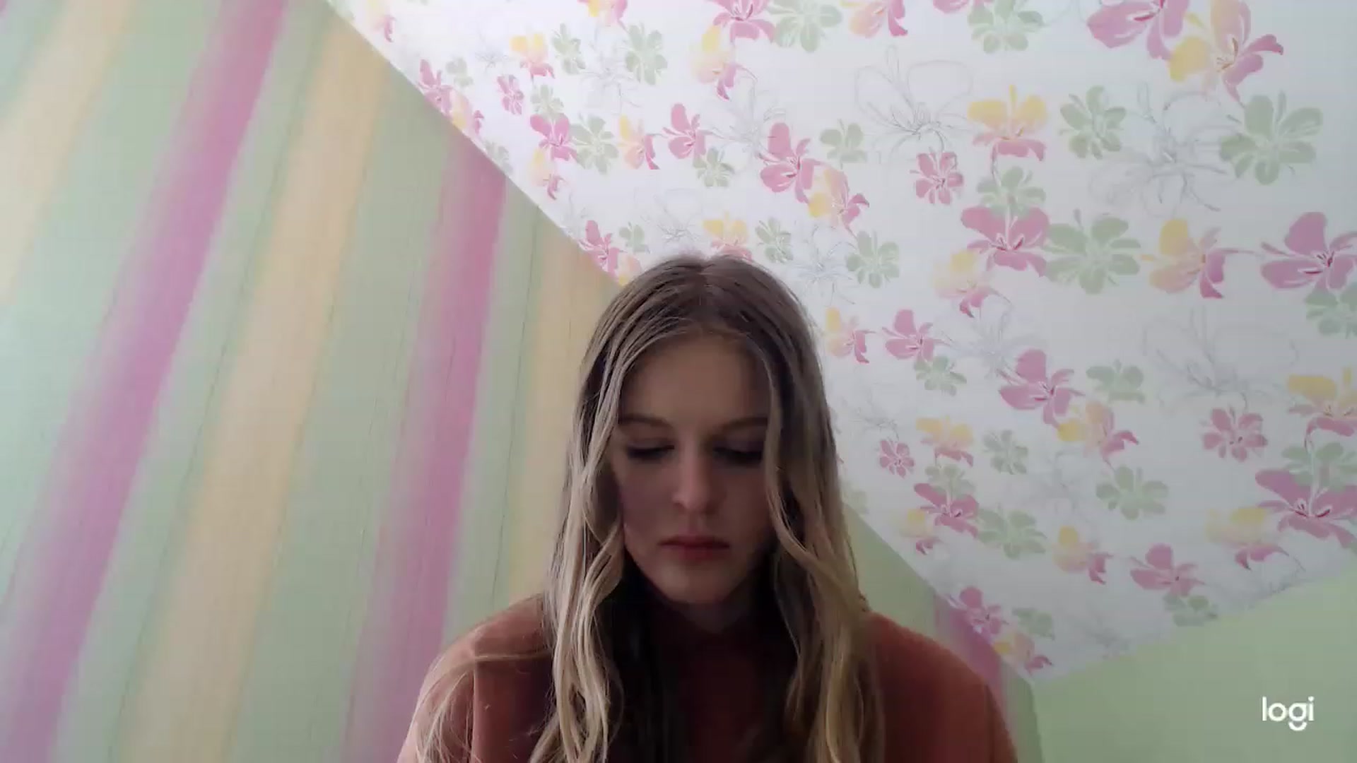 Gallery image thumbnail from MonicaBlondie's myfreecams stream on, 04/09/2023, 11:10 image 6 of 20