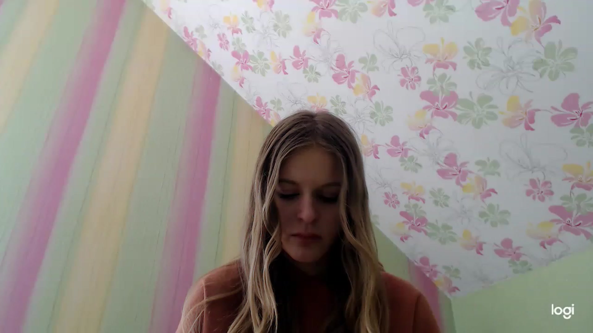 Gallery image thumbnail from MonicaBlondie's myfreecams stream on, 04/09/2023, 11:10 image 11 of 20
