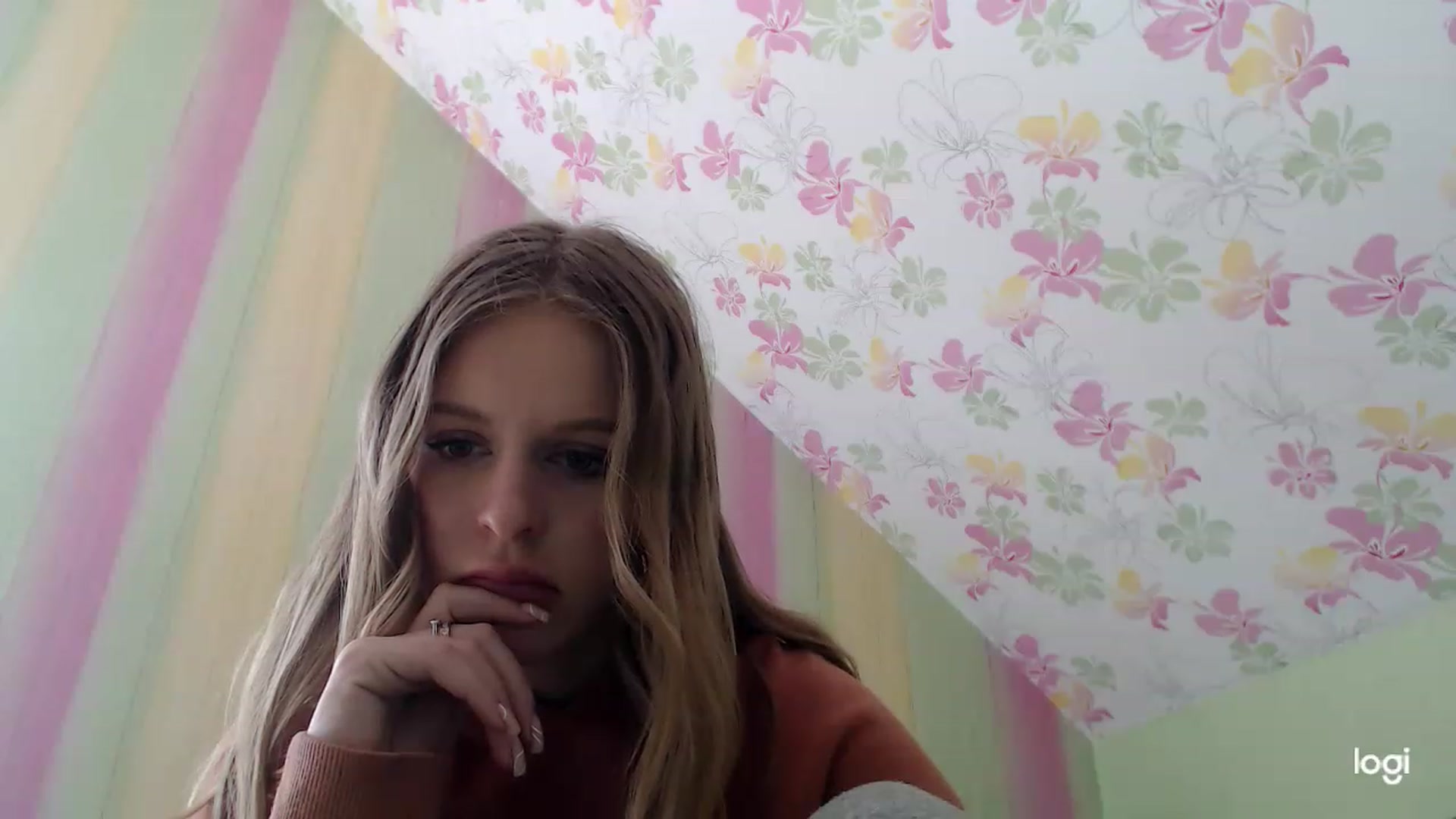 Gallery image thumbnail from MonicaBlondie's myfreecams stream on, 04/09/2023, 11:10 image 19 of 20