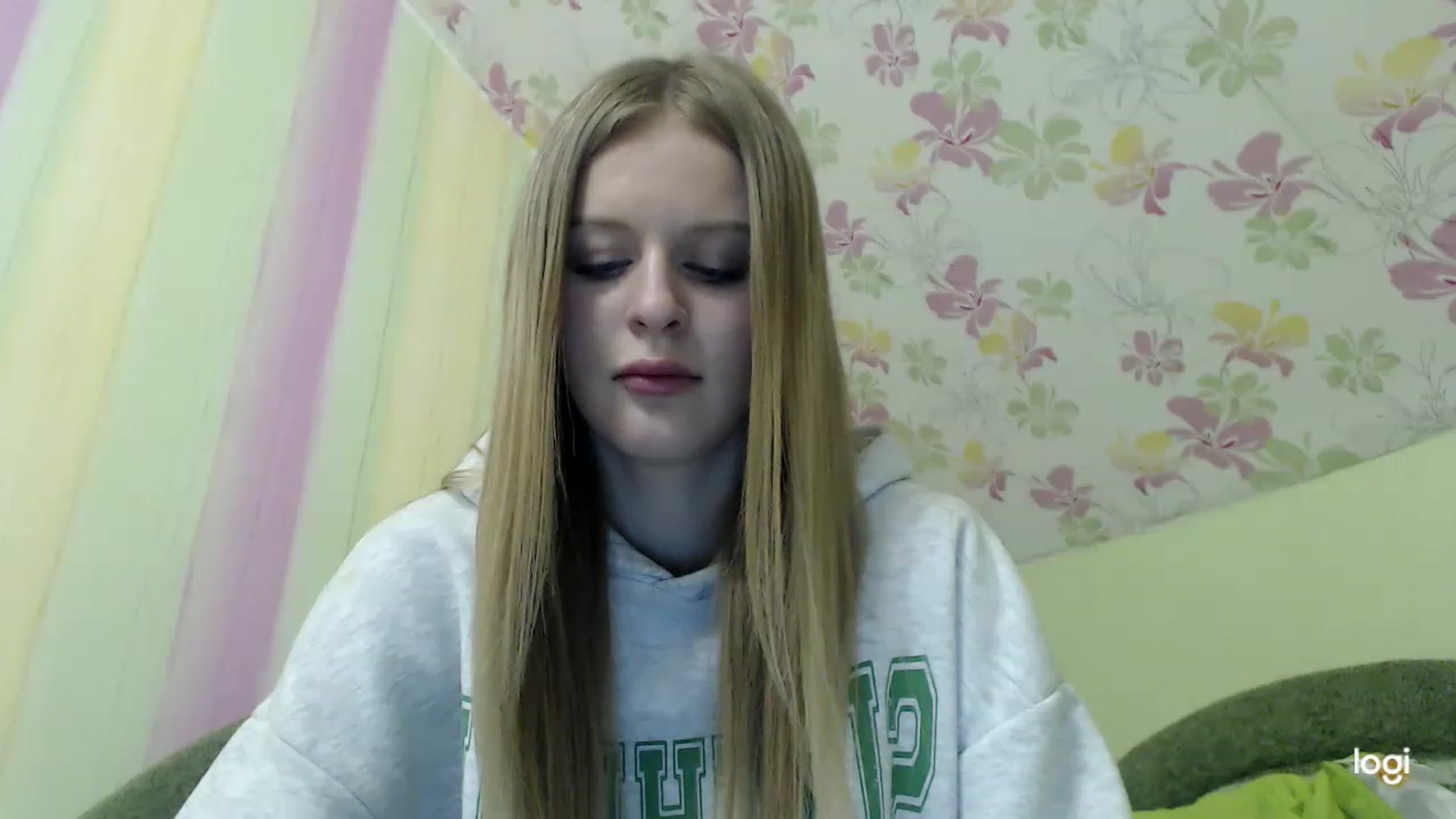 Gallery image thumbnail from MonicaBlondie's myfreecams stream on, 04/09/2023, 23:05 image 12 of 20