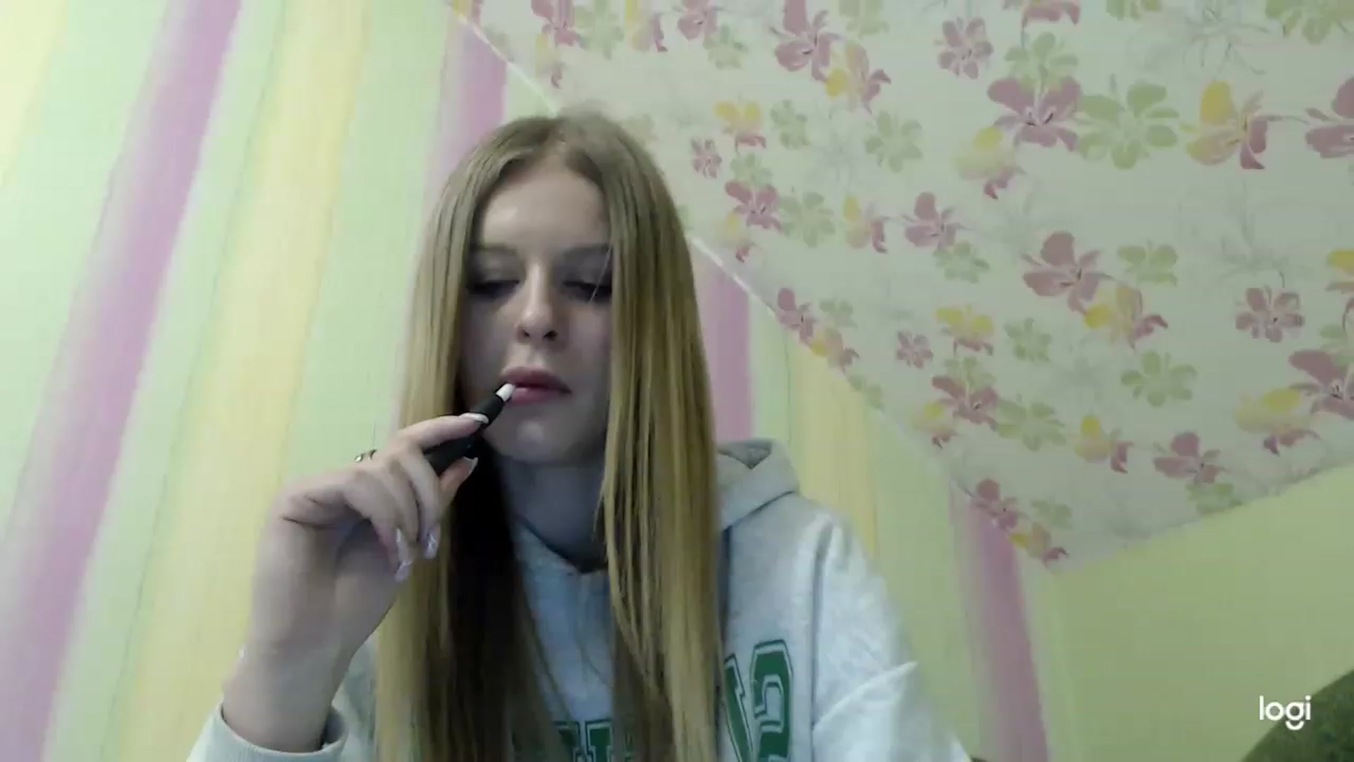 Gallery image thumbnail from MonicaBlondie's myfreecams stream on, 04/09/2023, 23:56 image 1 of 20