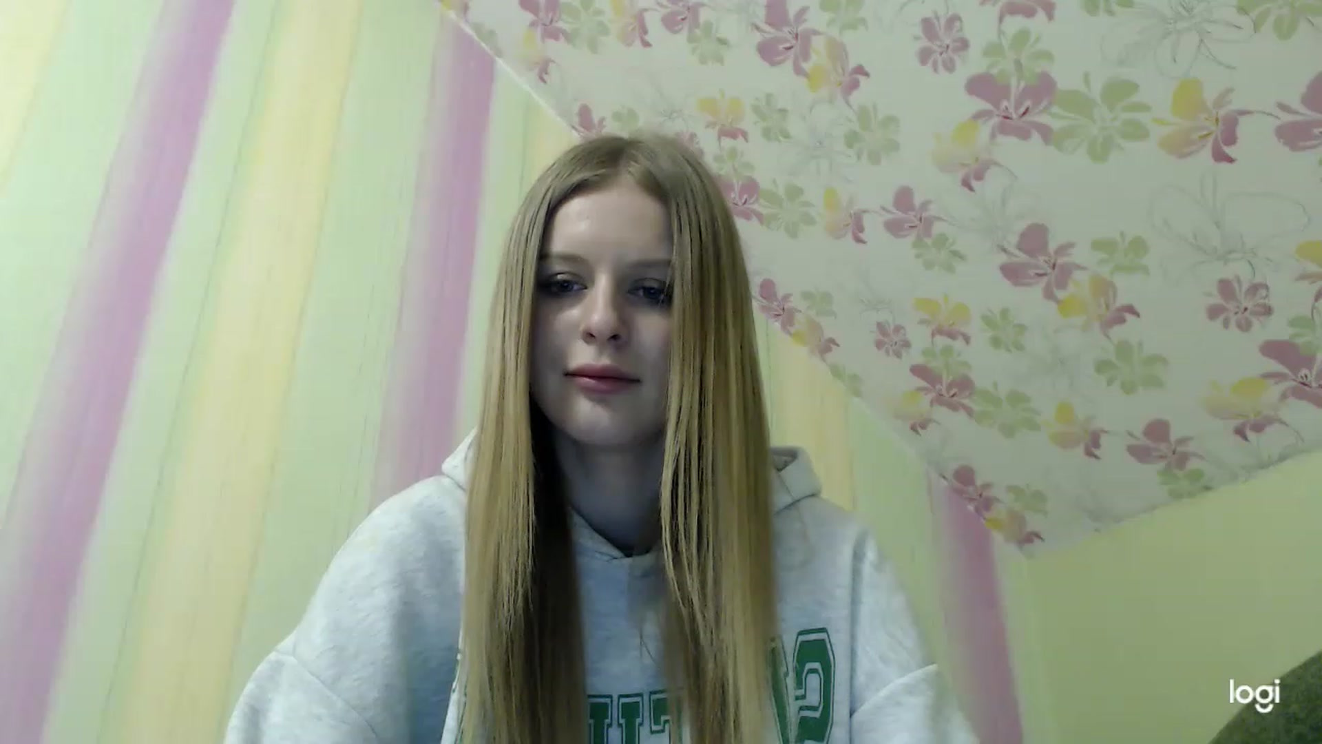 Gallery image thumbnail from MonicaBlondie's myfreecams stream on, 04/09/2023, 23:56 image 4 of 20