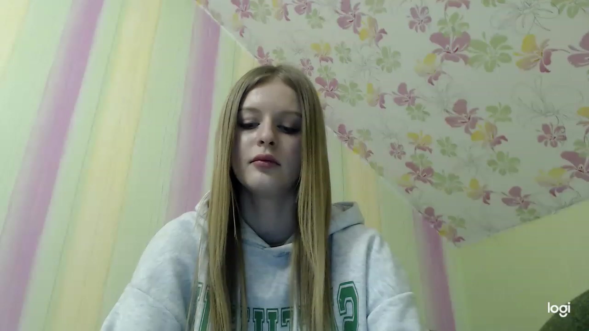 Gallery image thumbnail from MonicaBlondie's myfreecams stream on, 04/09/2023, 23:56 image 12 of 20