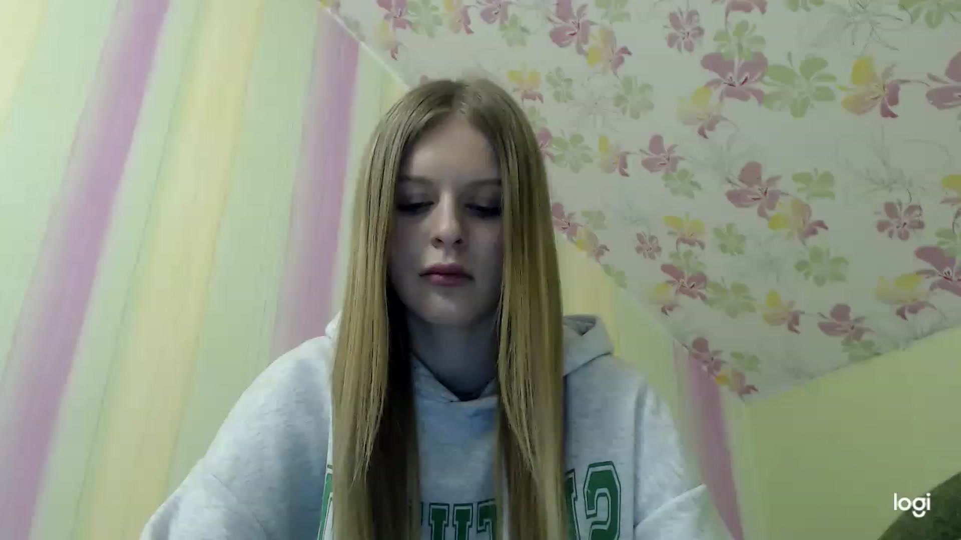 Gallery image thumbnail from MonicaBlondie's myfreecams stream on, 04/09/2023, 23:56 image 15 of 20