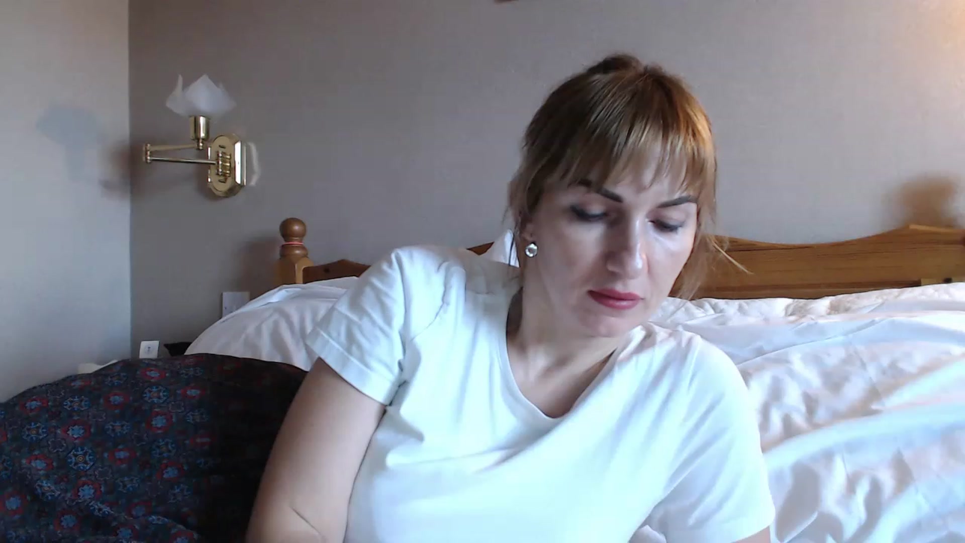 Gallery image thumbnail from MonicaChu's myfreecams stream on, 11/15/2022, 15:34 image 5 of 20