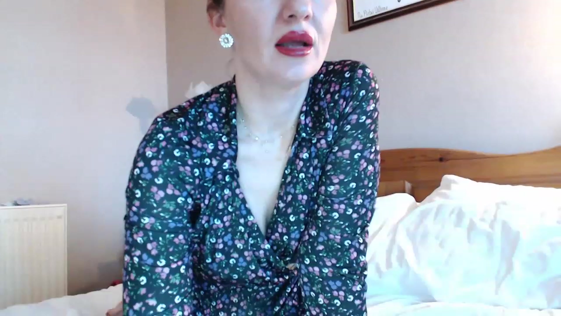 Gallery image thumbnail from MonicaChu's myfreecams stream on, 11/21/2022, 15:45 image 19 of 20