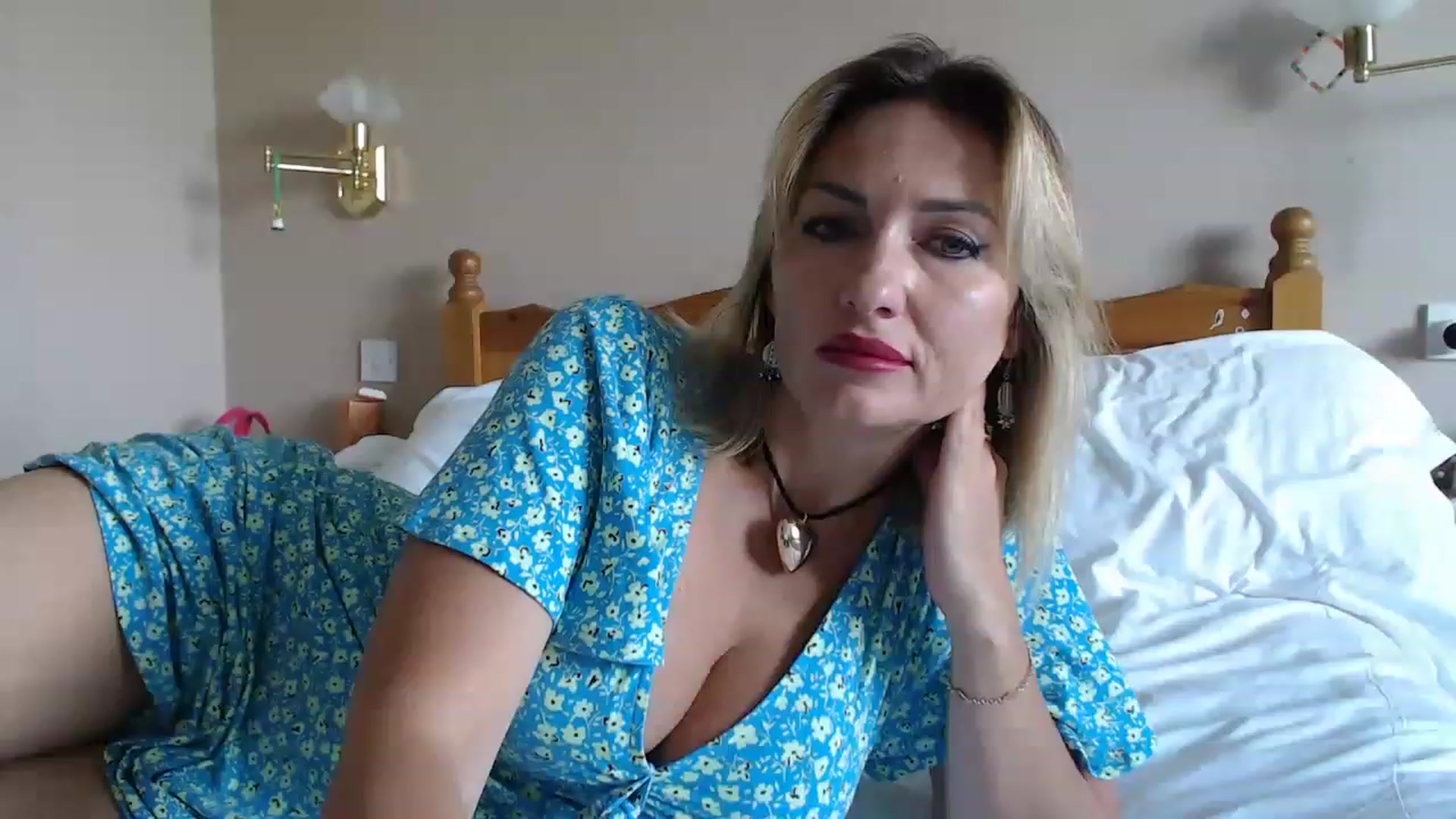 Gallery image thumbnail from MonicaChu's myfreecams stream on, 07/20/2023, 13:57 image 1 of 20