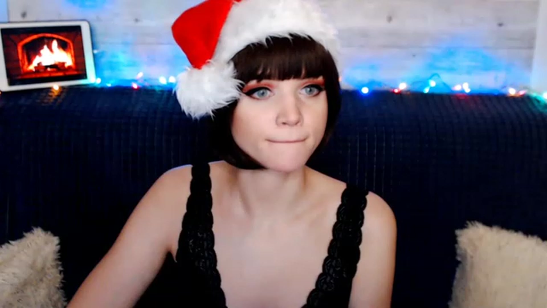 Gallery image thumbnail from MonicaHigh's myfreecams stream on, 12/26/2022, 04:02 image 8 of 20