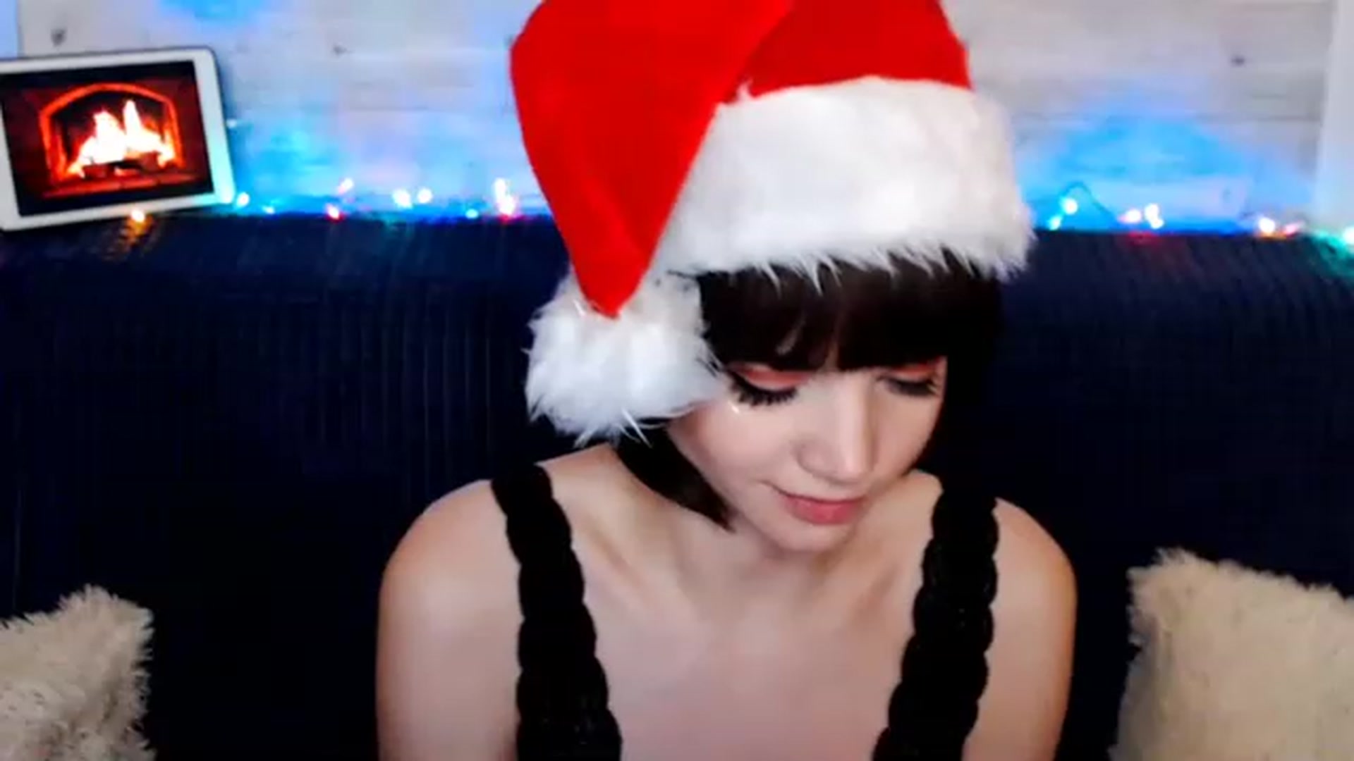 Gallery image thumbnail from MonicaHigh's myfreecams stream on, 12/26/2022, 04:02 image 19 of 20