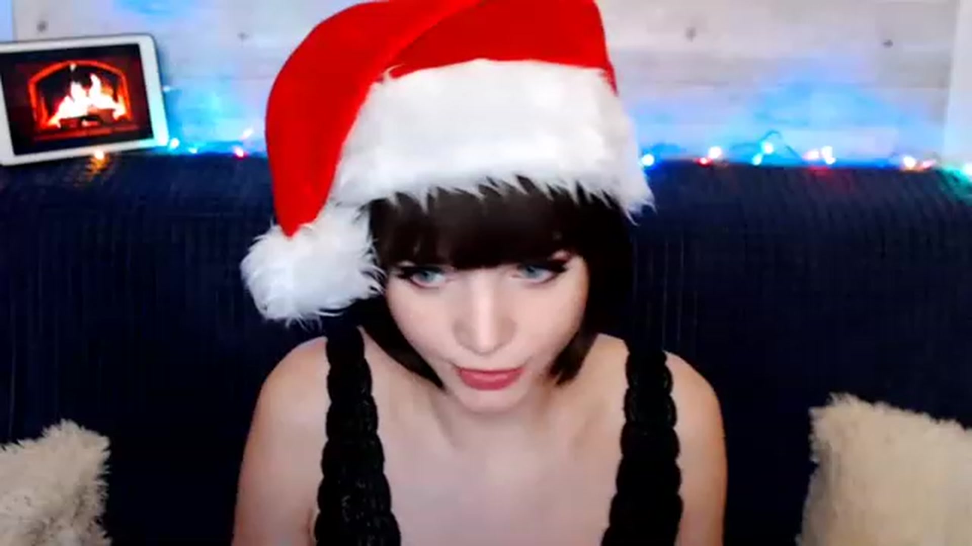 Gallery image thumbnail from MonicaHigh's myfreecams stream on, 12/26/2022, 04:02 image 16 of 20