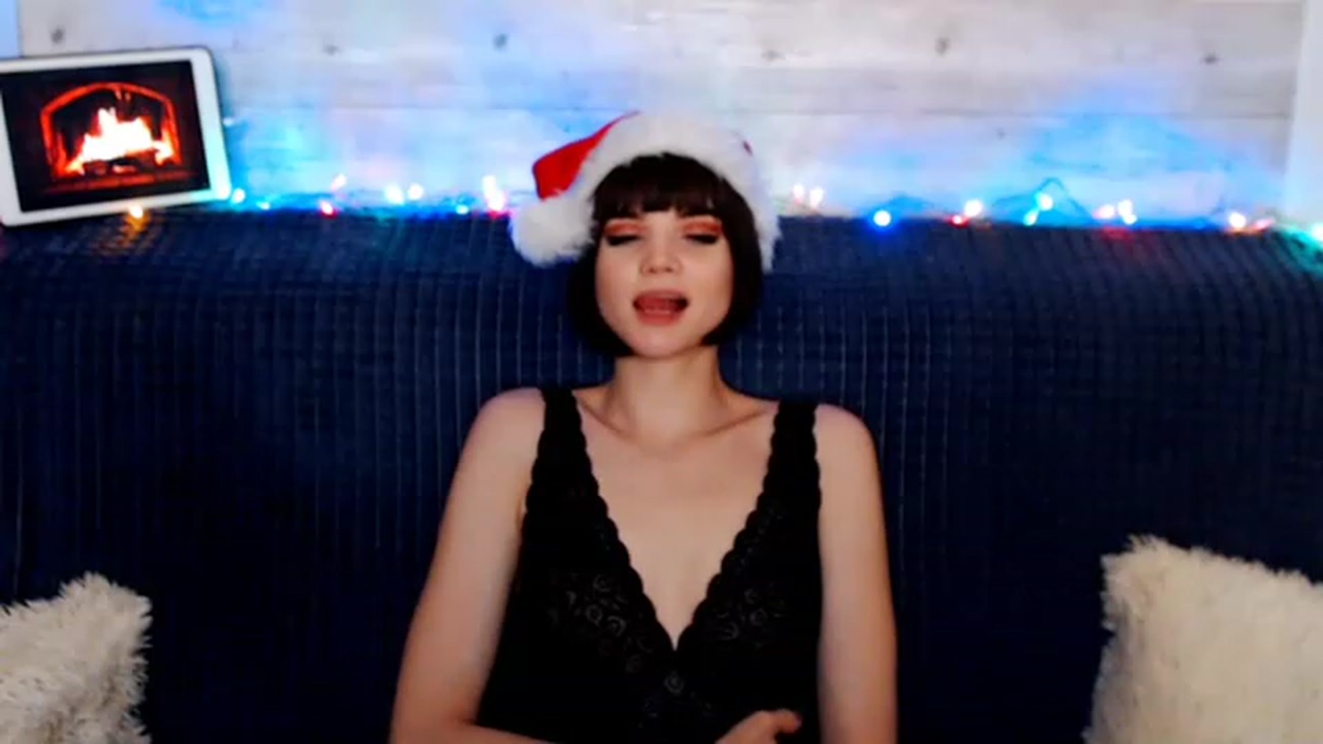 Gallery image thumbnail from MonicaHigh's myfreecams stream on, 12/26/2022, 04:02 image 13 of 20