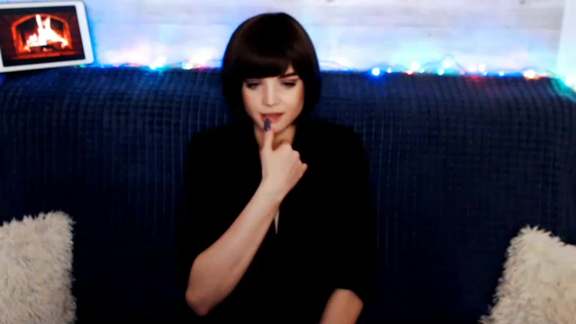 Gallery image thumbnail from MonicaHigh's myfreecams stream on, 12/28/2022, 02:00 image 5 of 20