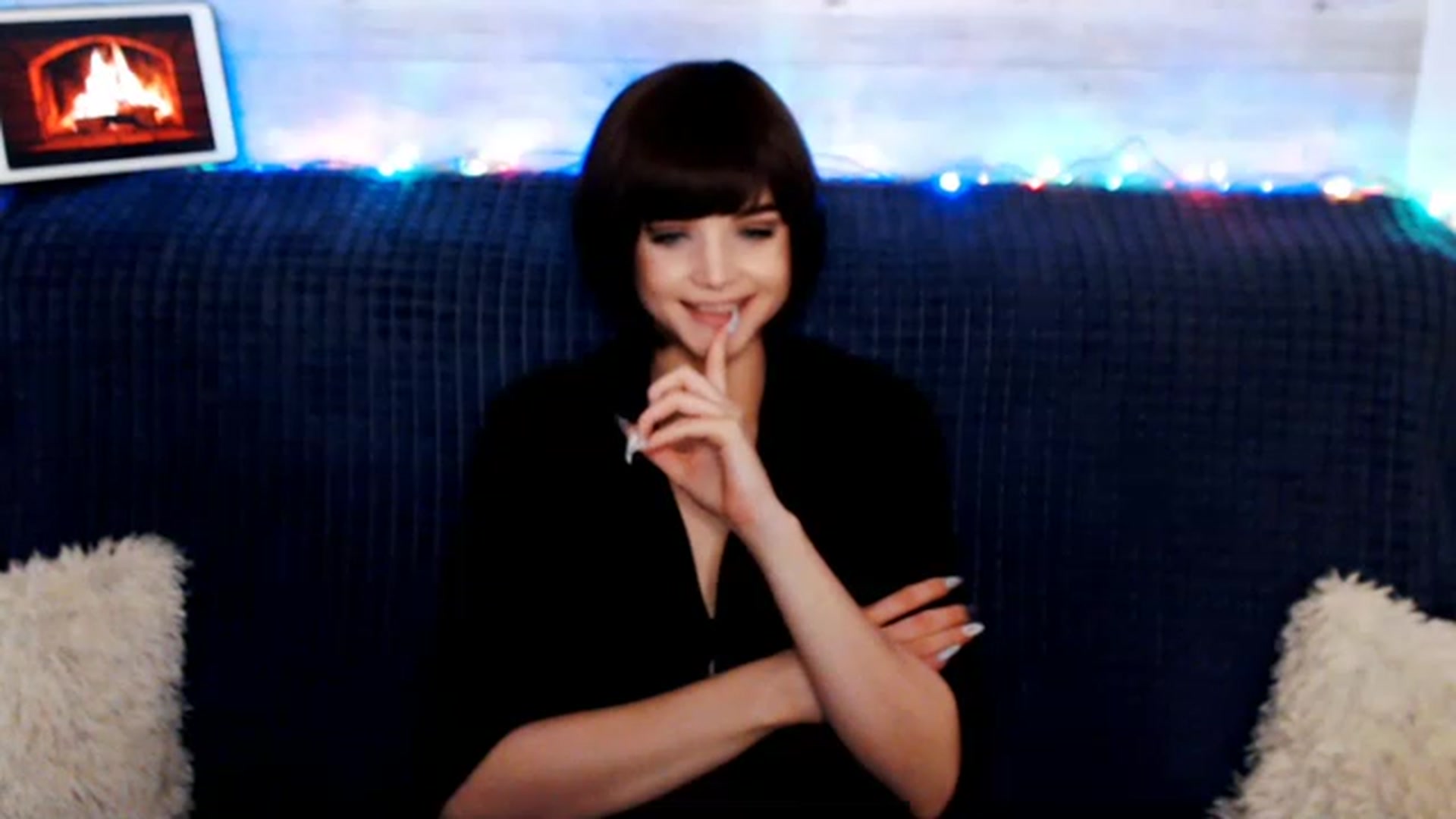 Gallery image thumbnail from MonicaHigh's myfreecams stream on, 12/28/2022, 02:00 image 8 of 20