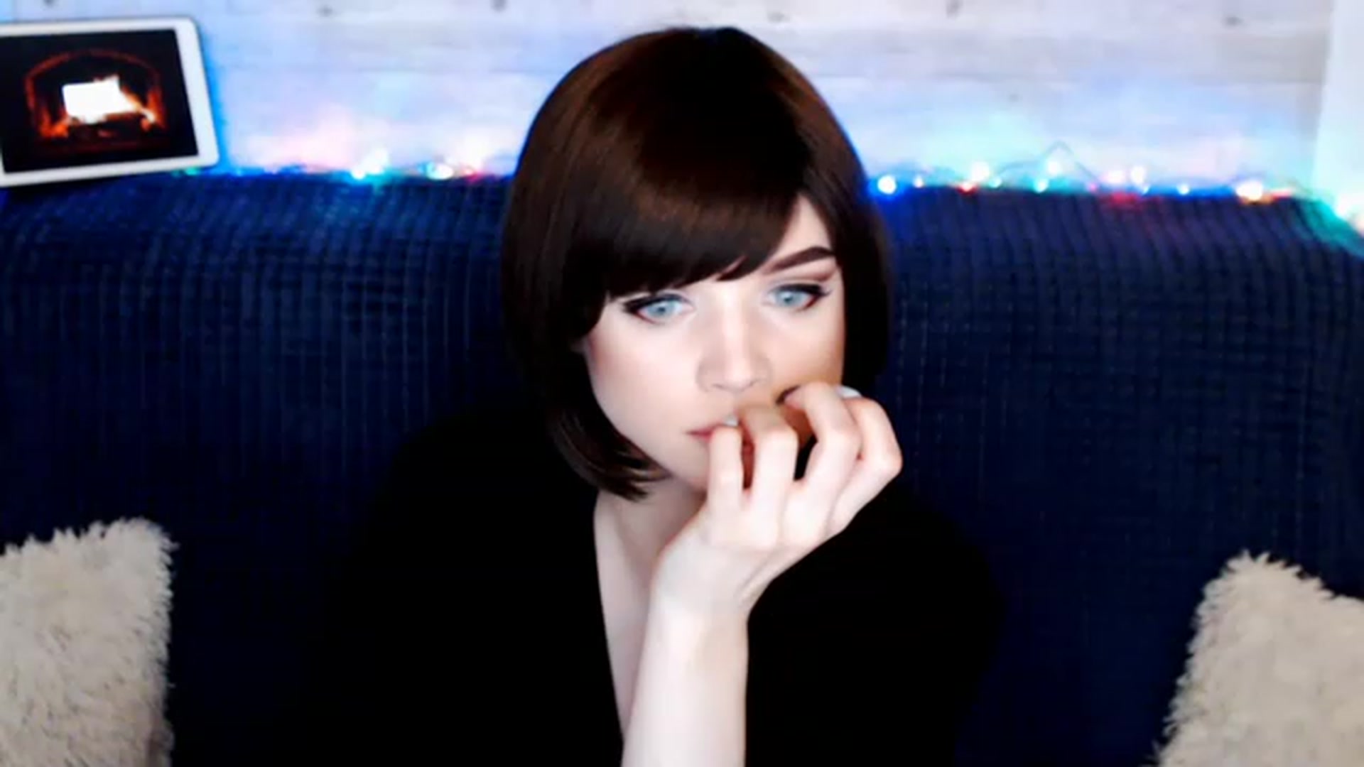 Gallery image thumbnail from MonicaHigh's myfreecams stream on, 12/28/2022, 03:42 image 13 of 20
