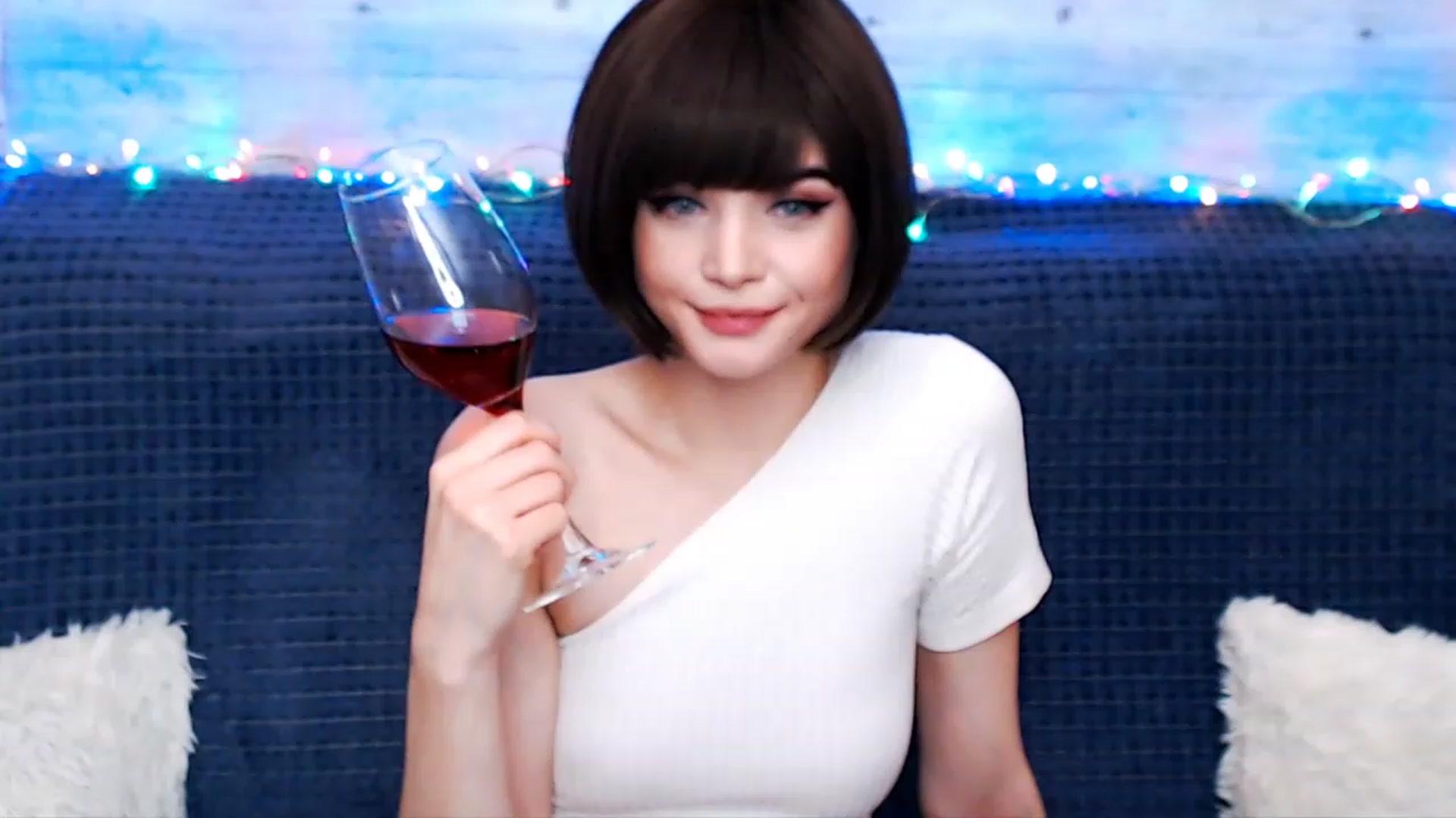 Gallery image thumbnail from MonicaHigh's myfreecams stream on, 01/15/2023, 04:12 image 10 of 20