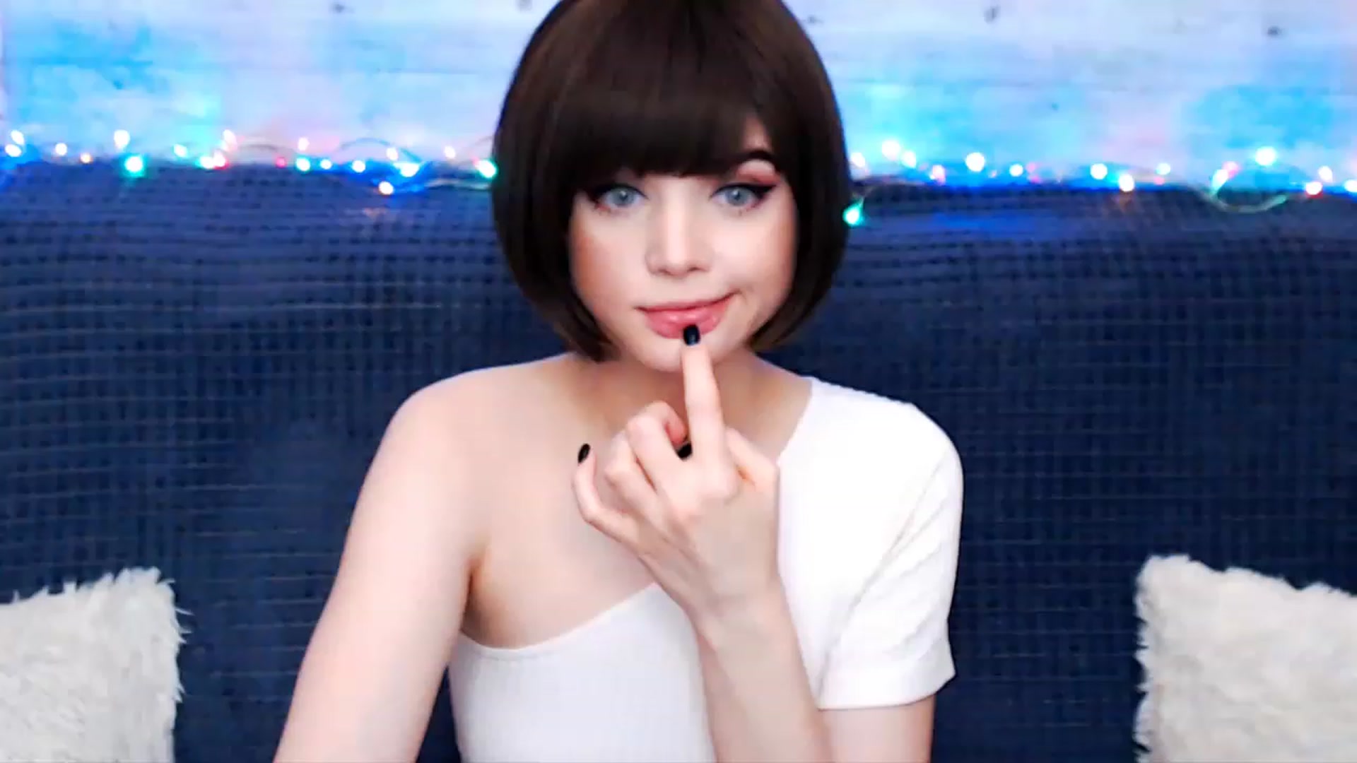 Gallery image thumbnail from MonicaHigh's myfreecams stream on, 01/15/2023, 04:12 image 19 of 20