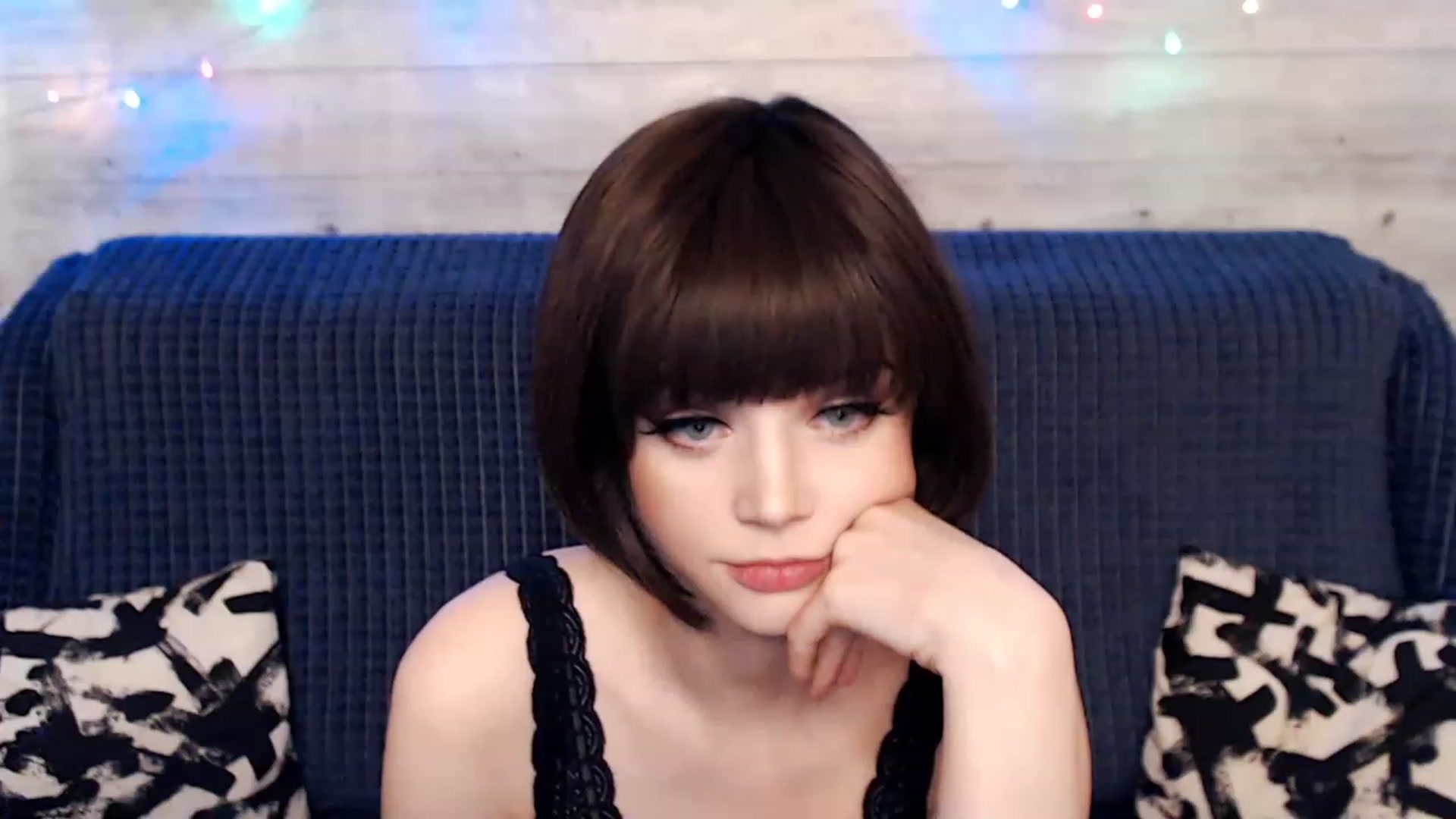 Gallery image thumbnail from MonicaHigh's myfreecams stream on, 04/14/2023, 02:02 image 12 of 20
