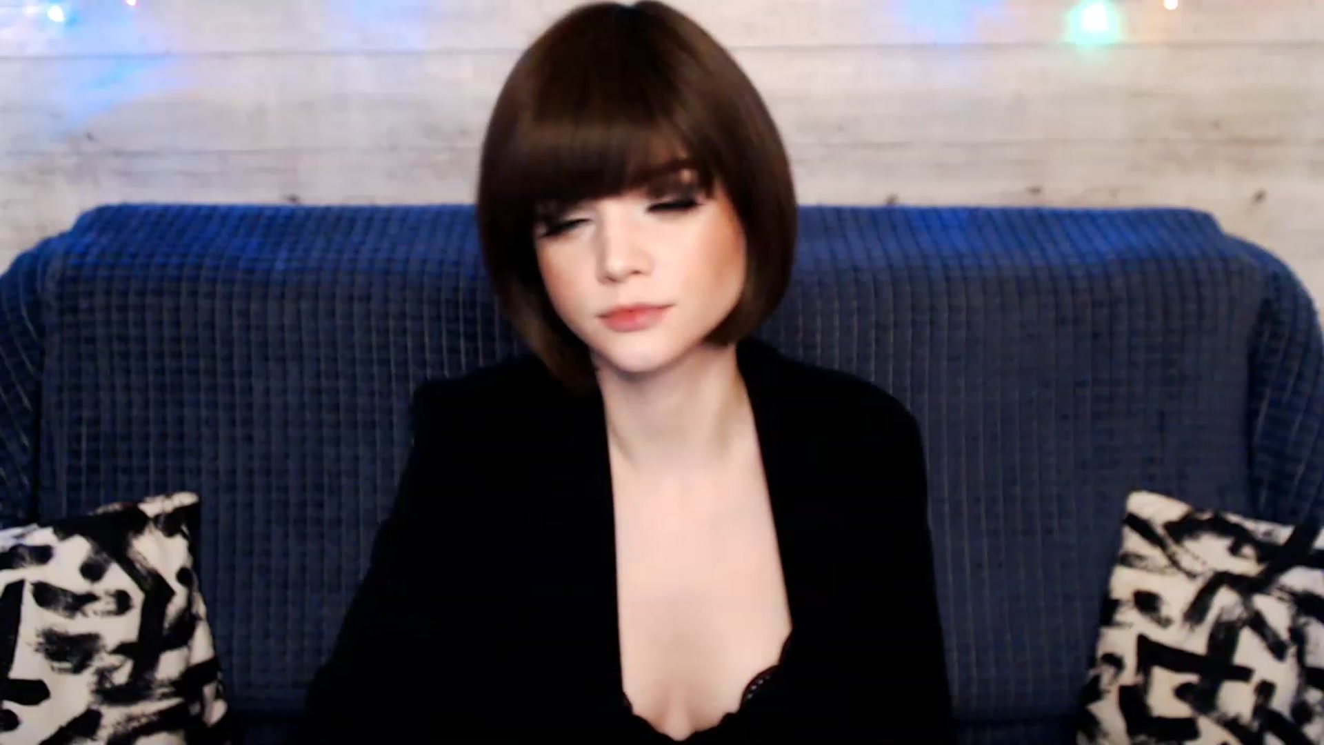 Gallery image thumbnail from MonicaHigh's myfreecams stream on, 04/20/2023, 02:12 image 14 of 20