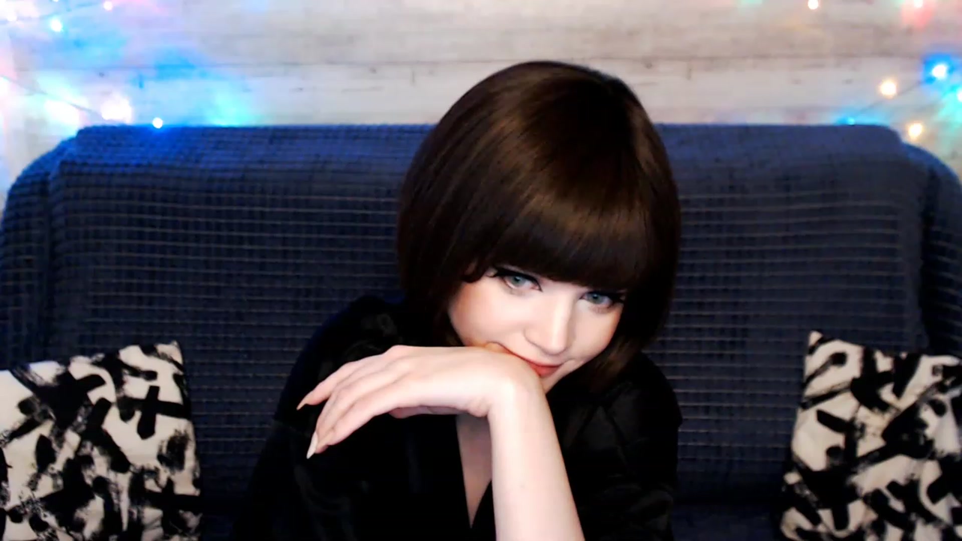 Gallery image thumbnail from MonicaHigh's myfreecams stream on, 04/28/2023, 04:52 image 20 of 20