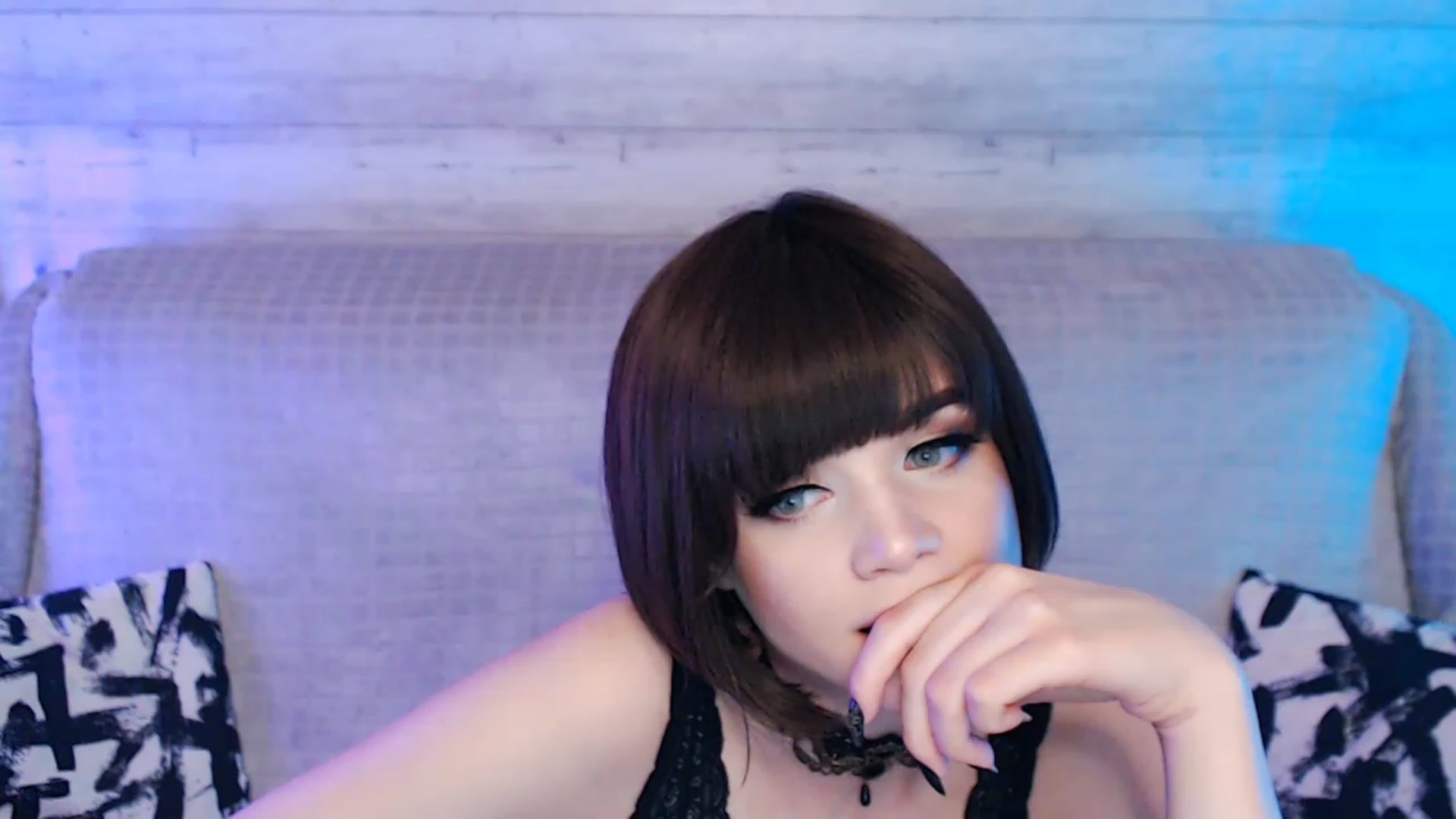 Gallery image thumbnail from MonicaHigh's myfreecams stream on, 05/31/2023, 03:41 image 18 of 20