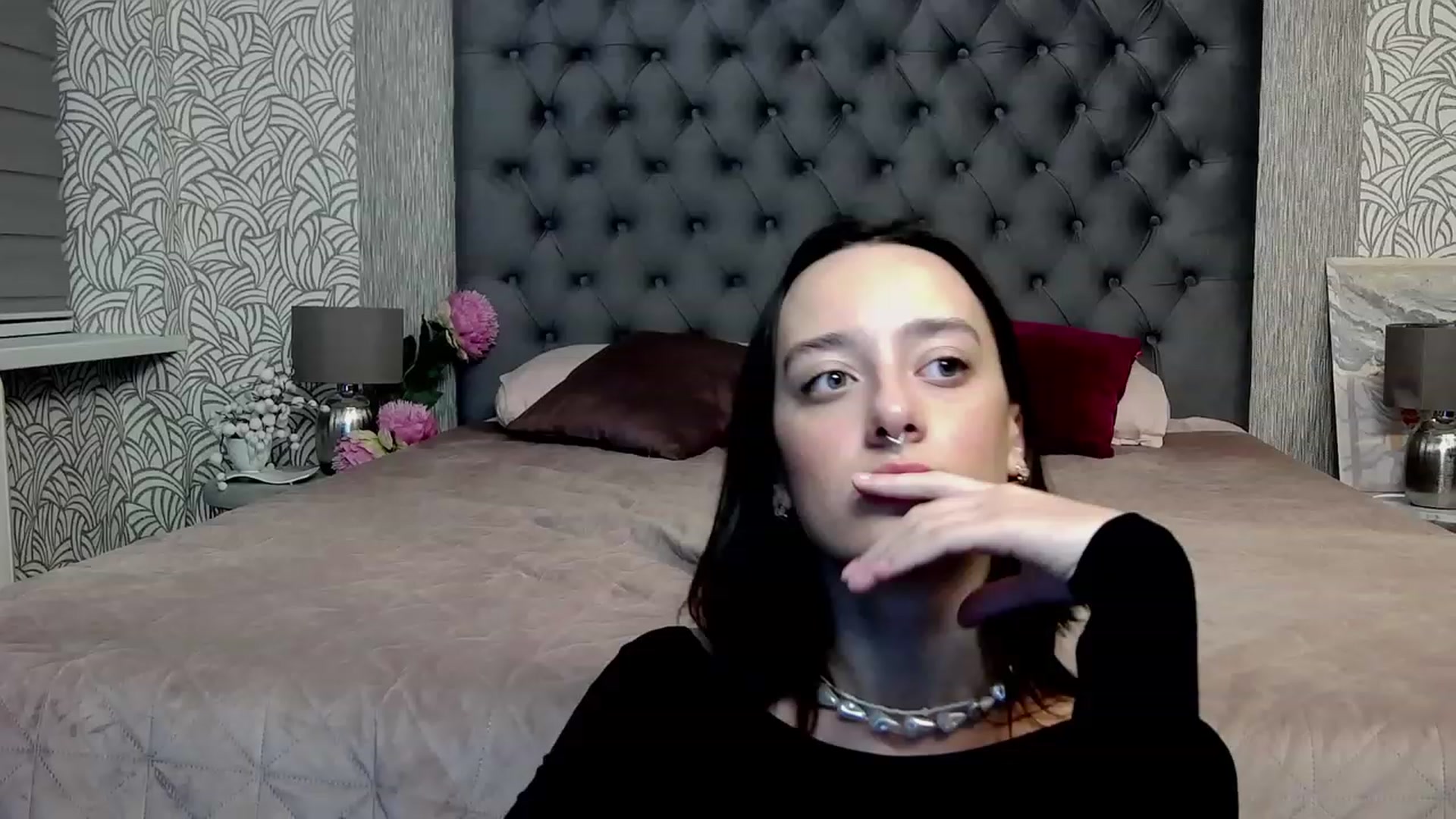 Gallery image thumbnail from MonicaKetman's myfreecams stream on, 11/23/2023, 01:09 image 15 of 20