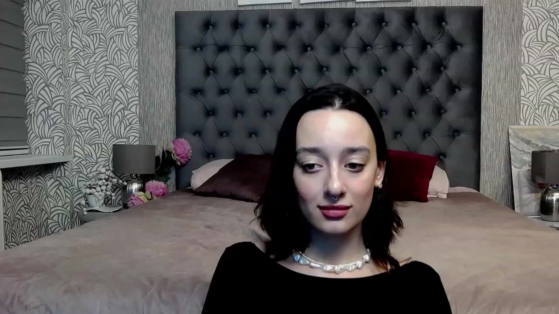 Gallery image thumbnail from MonicaKetman's myfreecams stream on, 11/23/2023, 01:09 image 6 of 20