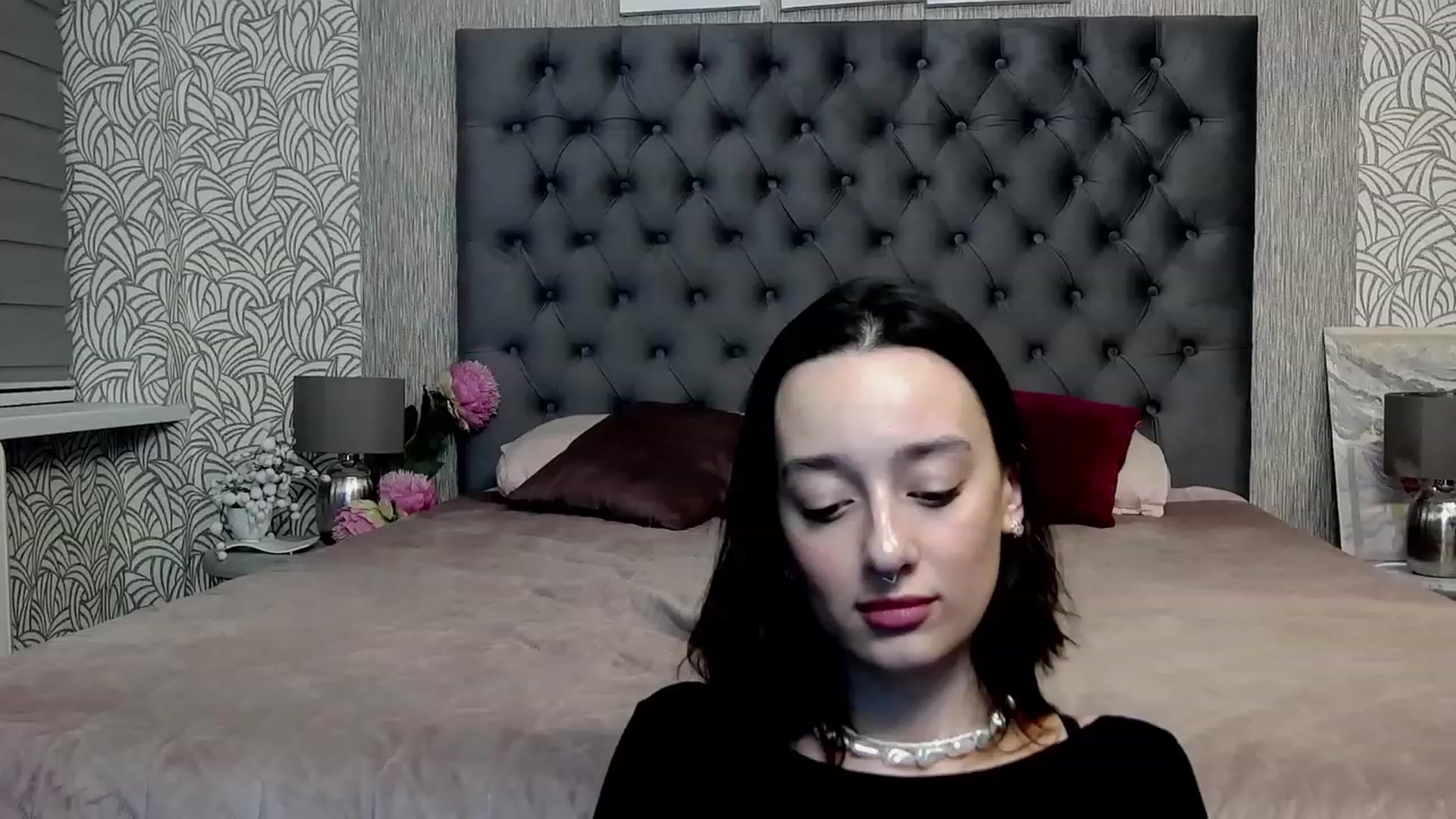 Gallery image thumbnail from MonicaKetman's myfreecams stream on, 11/23/2023, 01:09 image 12 of 20