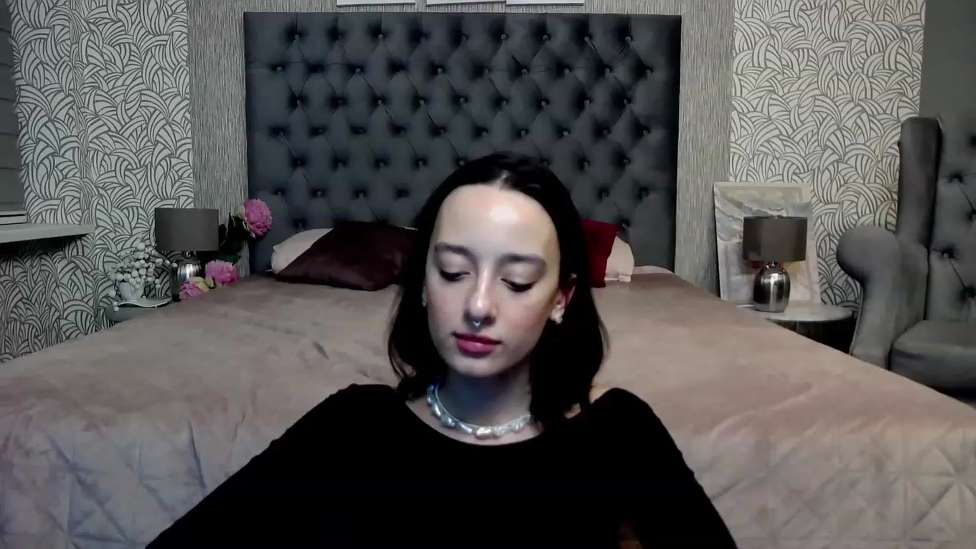 Gallery image thumbnail from MonicaKetman's myfreecams stream on, 11/23/2023, 02:04 image 9 of 20