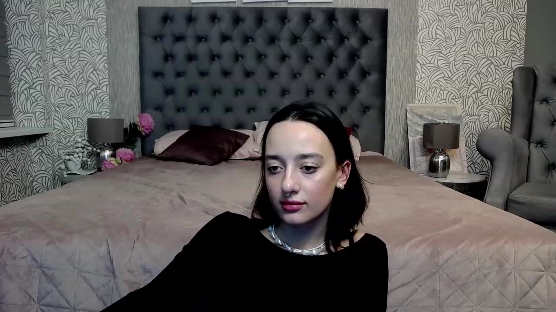 Gallery image thumbnail from MonicaKetman's myfreecams stream on, 11/23/2023, 02:04 image 8 of 20