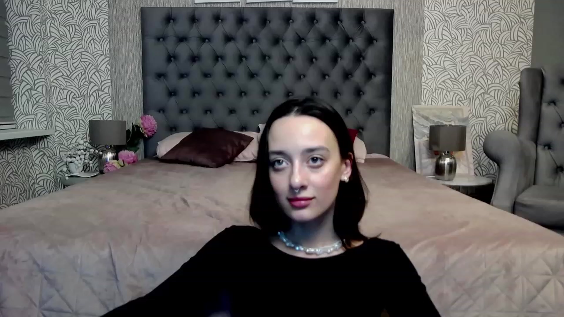 Gallery image thumbnail from MonicaKetman's myfreecams stream on, 11/23/2023, 02:04 image 6 of 20