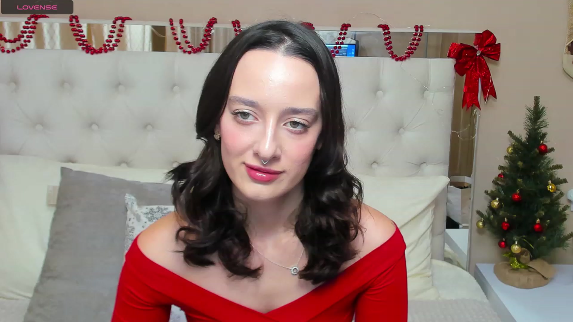 Gallery image thumbnail from MonicaKetman's myfreecams stream on, 12/25/2023, 22:31 image 3 of 20