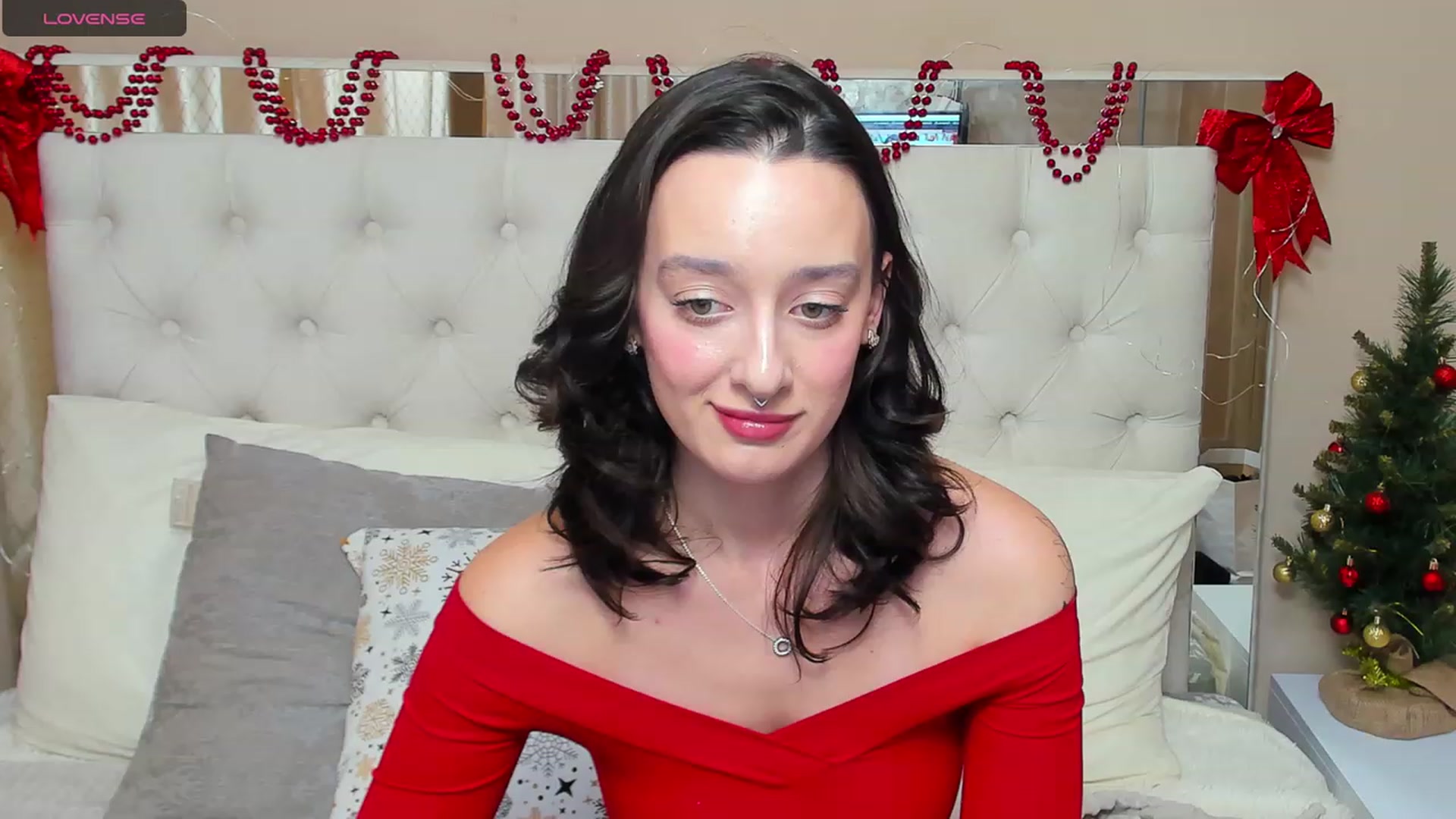 Gallery image thumbnail from MonicaKetman's myfreecams stream on, 12/26/2023, 01:18 image 19 of 20