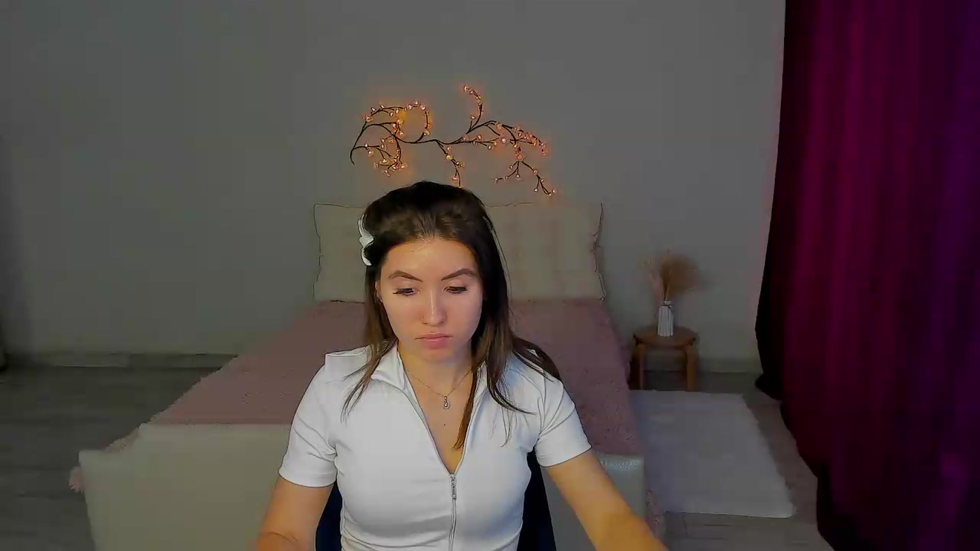 Gallery image thumbnail from MonicaLaRue's myfreecams stream on, 05/29/2026, 11:46 image 20 of 20
