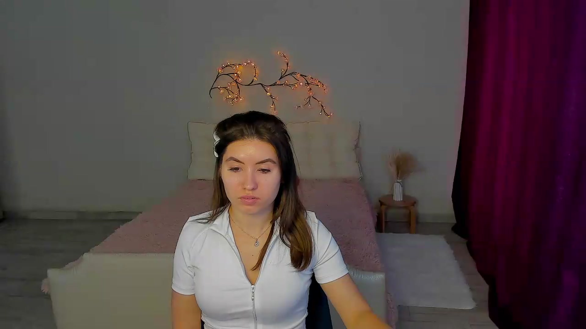 Gallery image thumbnail from MonicaLaRue's myfreecams stream on, 05/29/2026, 11:46 image 18 of 20