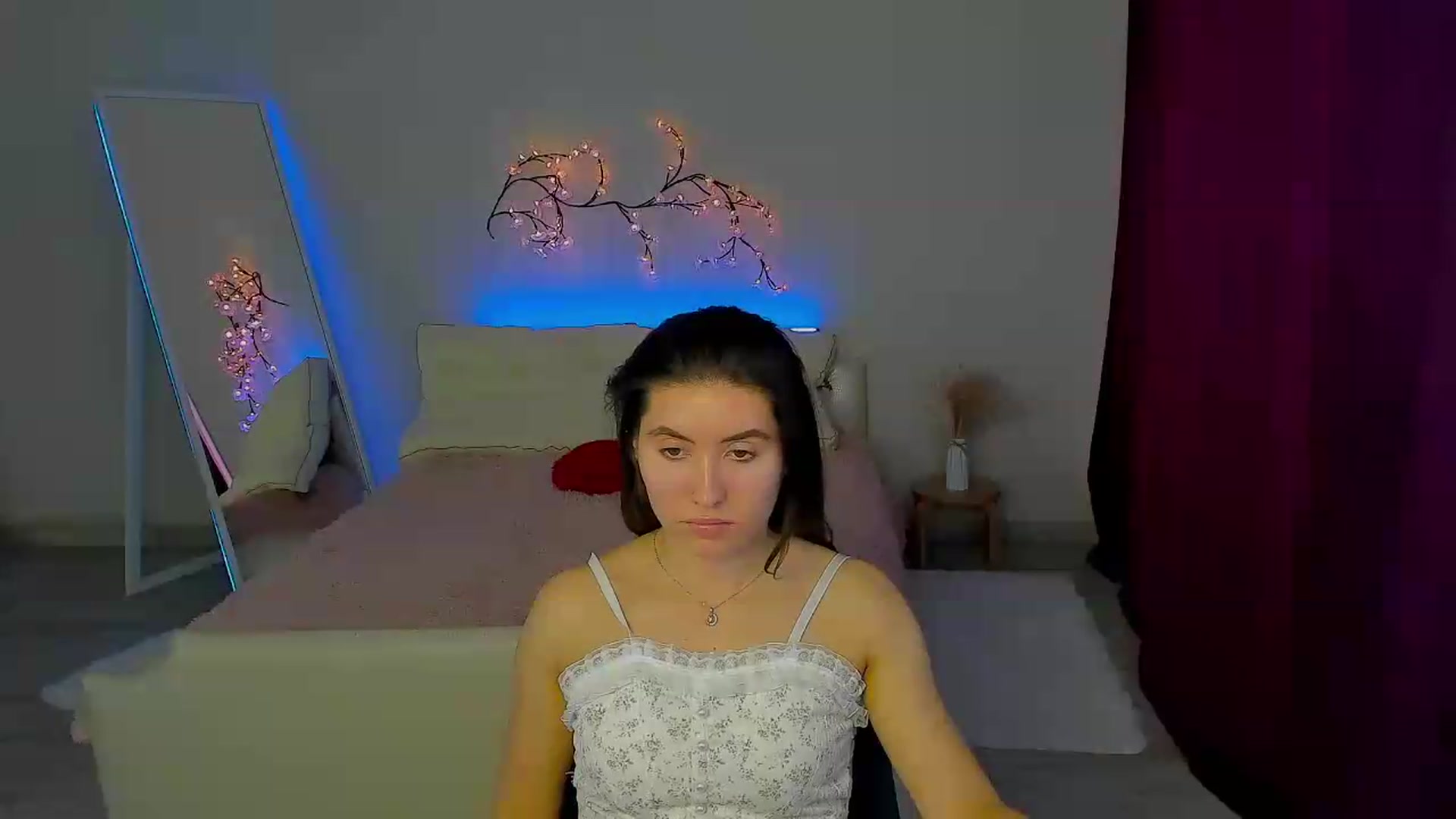 Gallery image thumbnail from MonicaLaRue's myfreecams stream on, 05/29/2026, 15:19 image 11 of 20