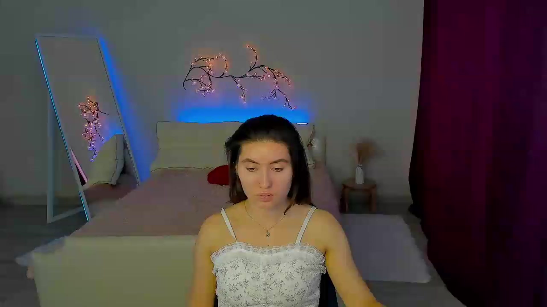 Gallery image thumbnail from MonicaLaRue's myfreecams stream on, 05/29/2026, 15:19 image 9 of 20