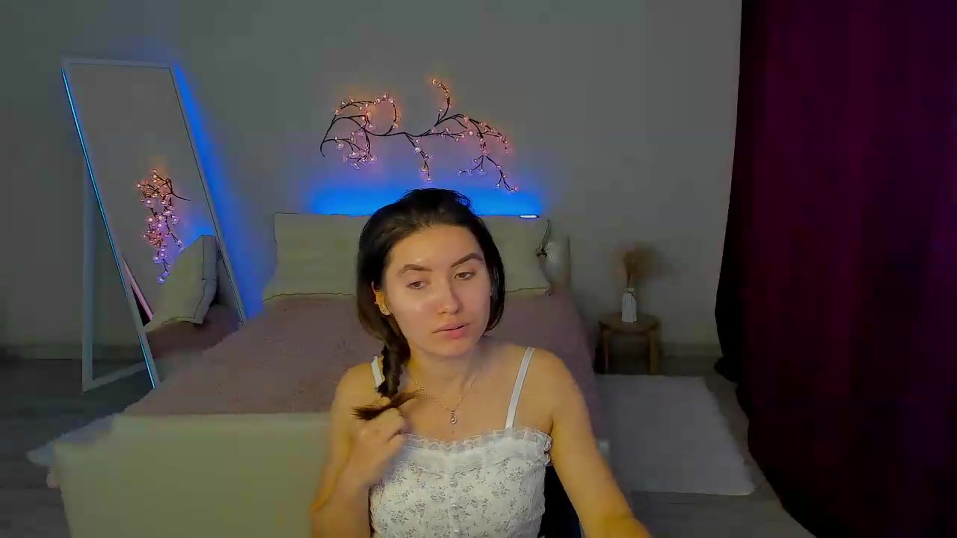 Gallery image thumbnail from MonicaLaRue's myfreecams stream on, 05/29/2026, 15:38 image 11 of 20