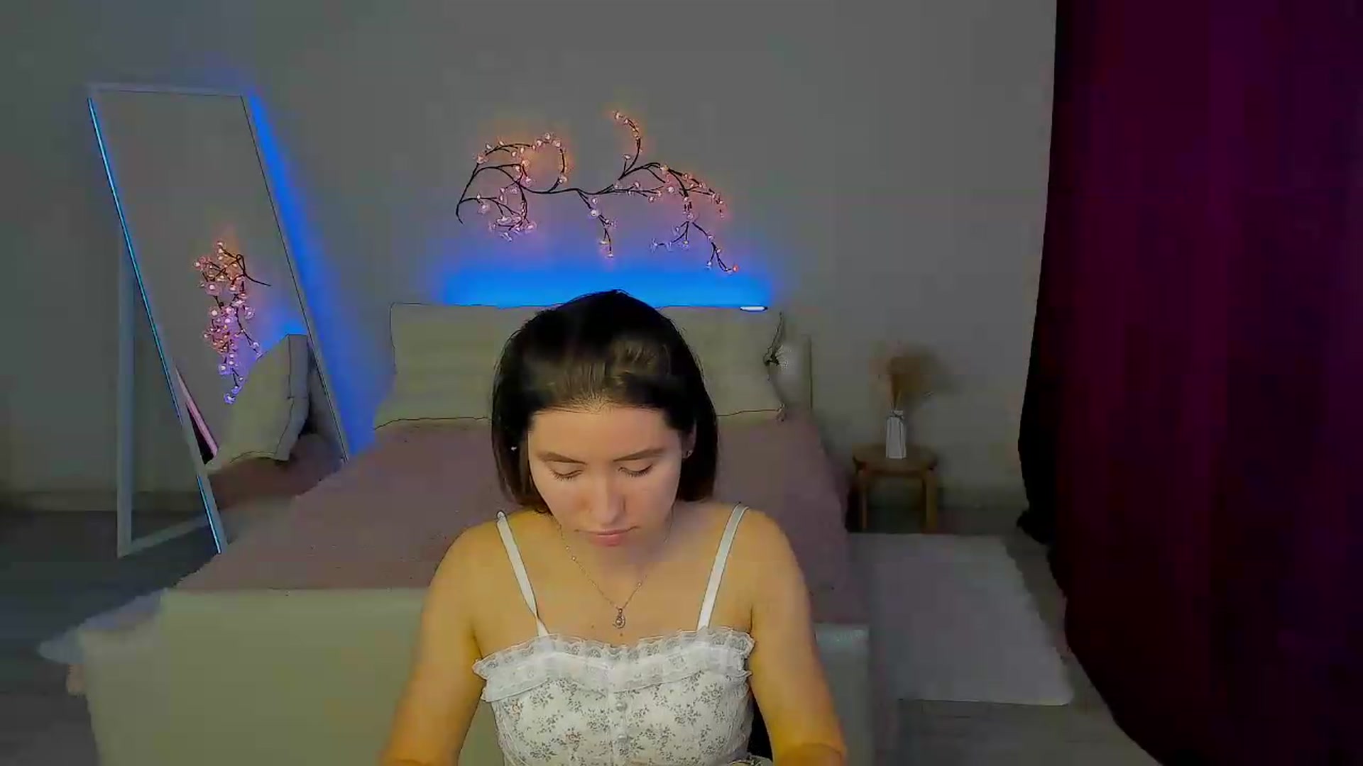Gallery image thumbnail from MonicaLaRue's myfreecams stream on, 05/29/2026, 15:38 image 9 of 20