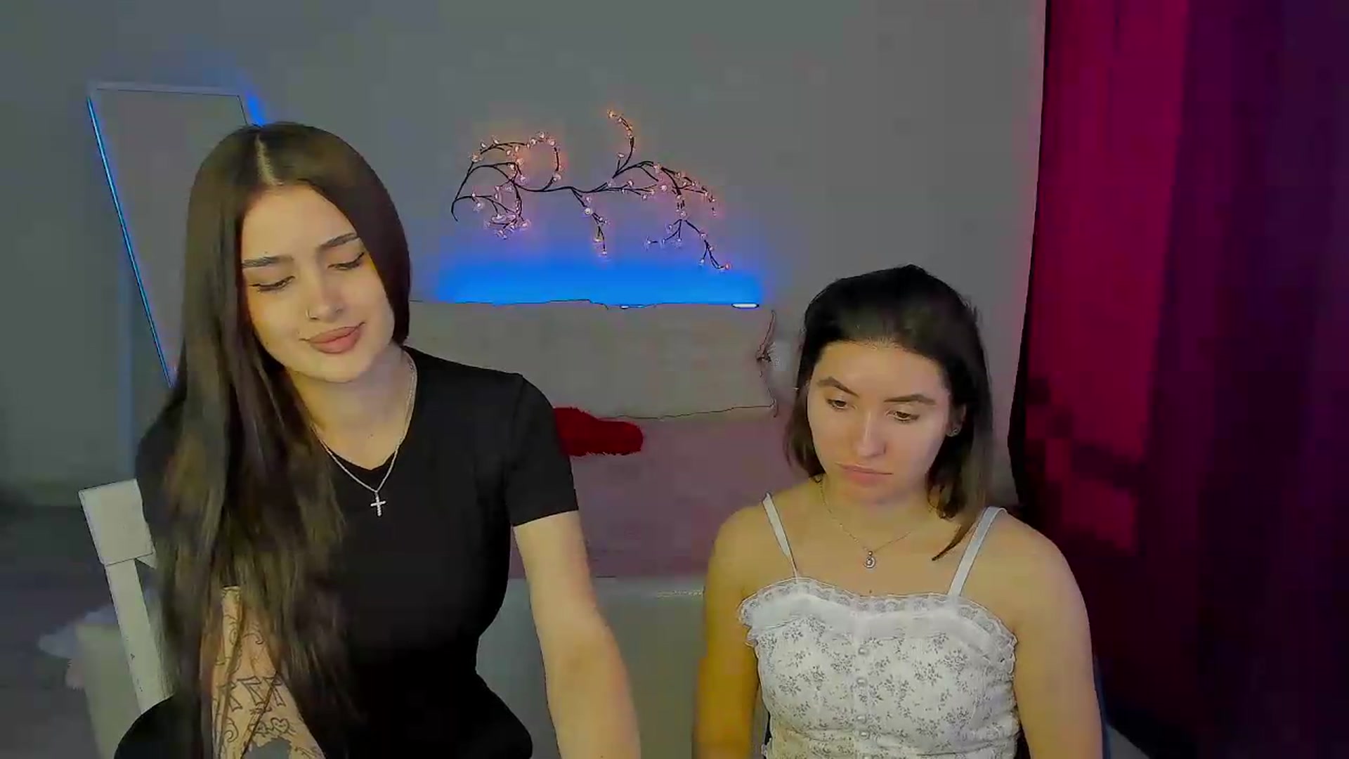Gallery image thumbnail from MonicaLaRue's myfreecams stream on, 05/29/2026, 16:11 image 5 of 20