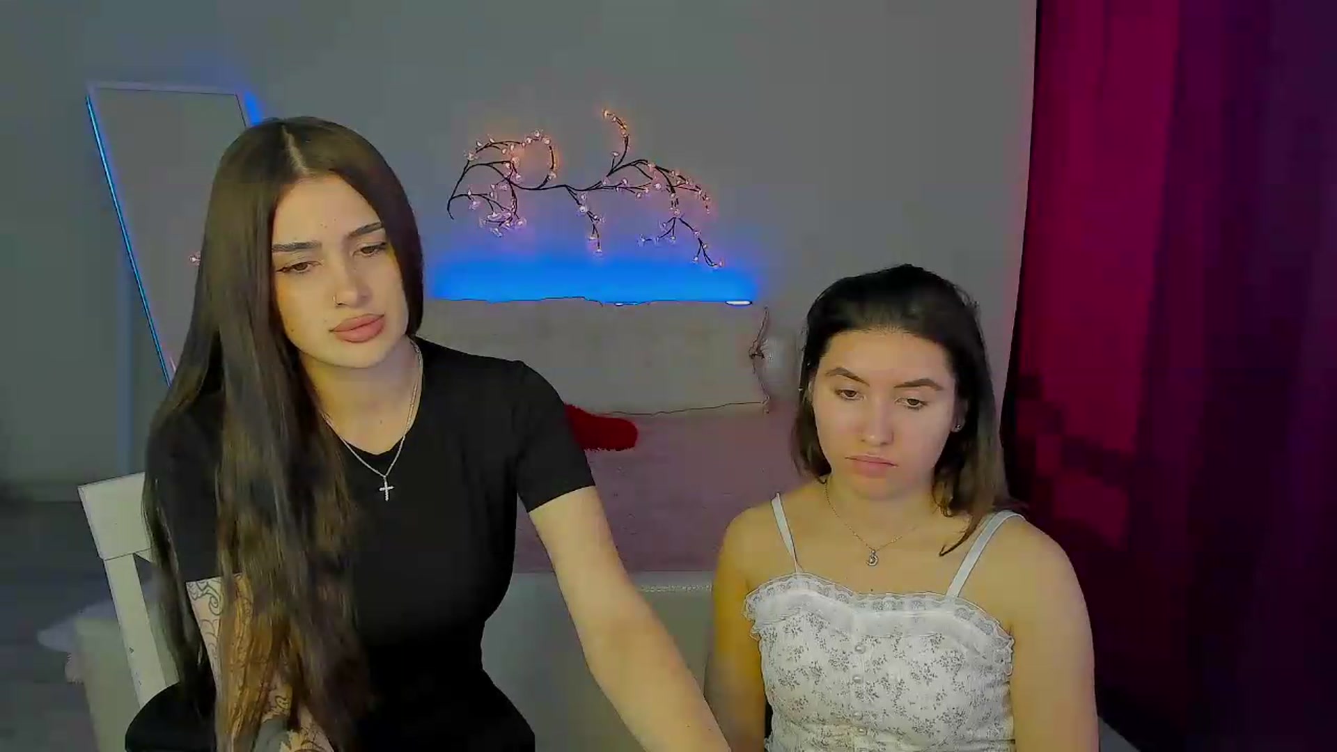 Gallery image thumbnail from MonicaLaRue's myfreecams stream on, 05/29/2026, 16:11 image 6 of 20