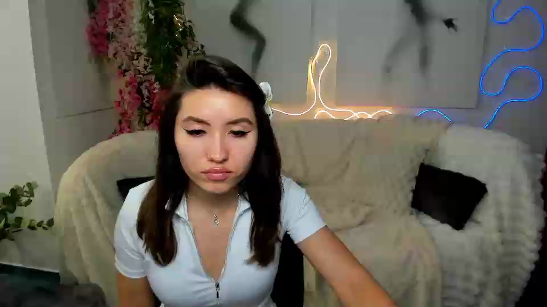 Gallery image thumbnail from MonicaLaRue's myfreecams stream on, 06/01/2026, 13:25 image 1 of 20