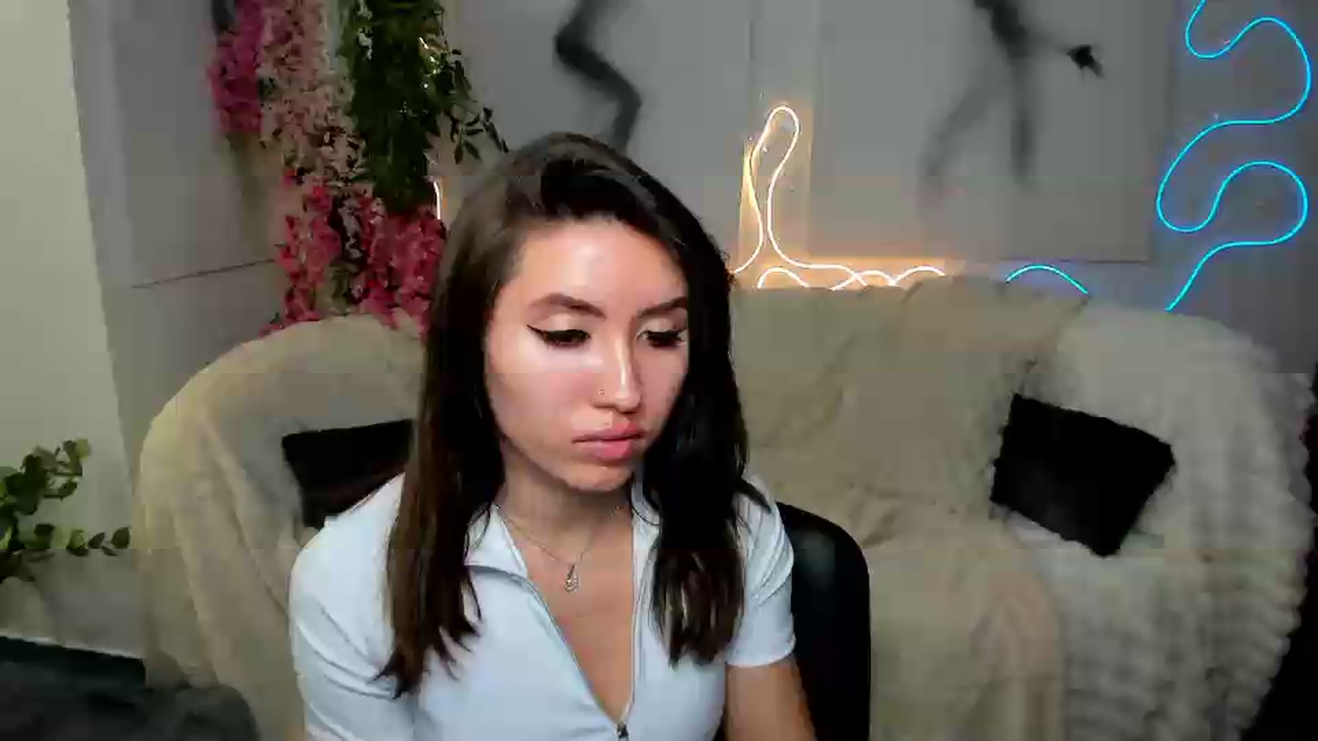 Gallery image thumbnail from MonicaLaRue's myfreecams stream on, 06/01/2026, 13:25 image 19 of 20