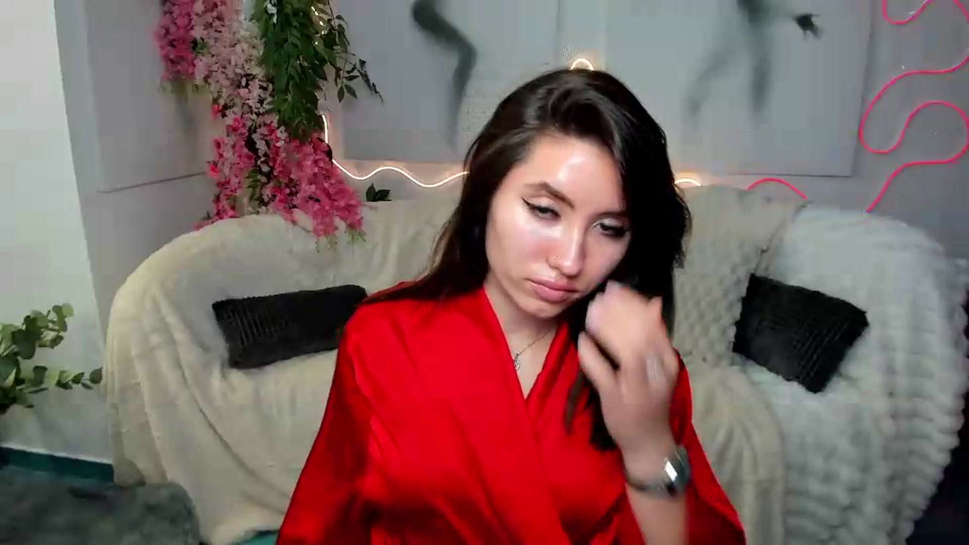 Gallery image thumbnail from MonicaLaRue's myfreecams stream on, 06/01/2026, 15:23 image 8 of 20